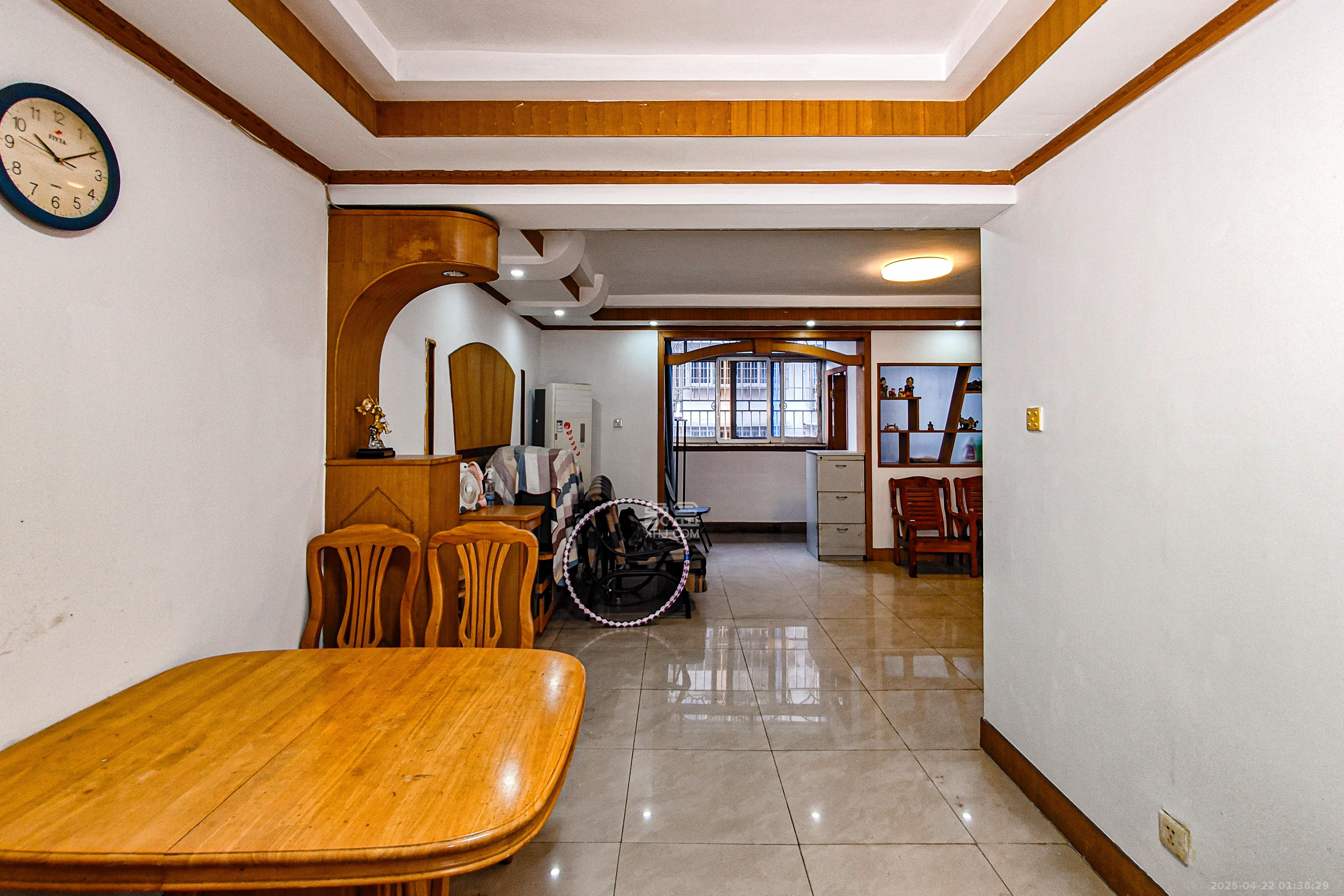 白沙公寓  1室0厅0卫    65.0万 白沙公寓  1室0厅0卫    65.0万客厅