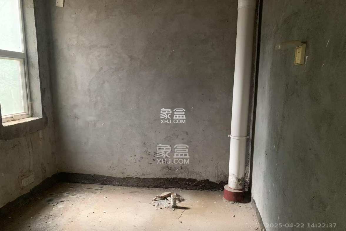 升远君尚嘉筑 5室2厅1卫 2700.0元/月 升远君尚嘉筑 5室2厅1卫 2700.0元/月室内图