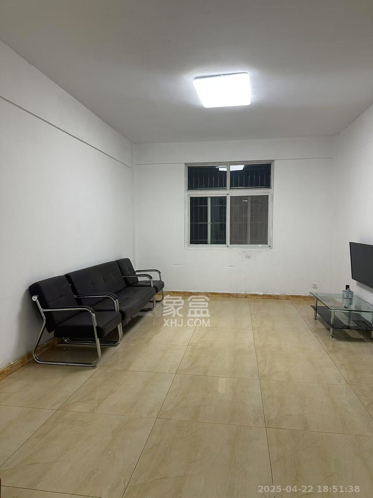 金鹰机电大市场 2室1厅1卫 1200.0元/月 金鹰机电大市场 2室1厅1卫 1200.0元/月室内图