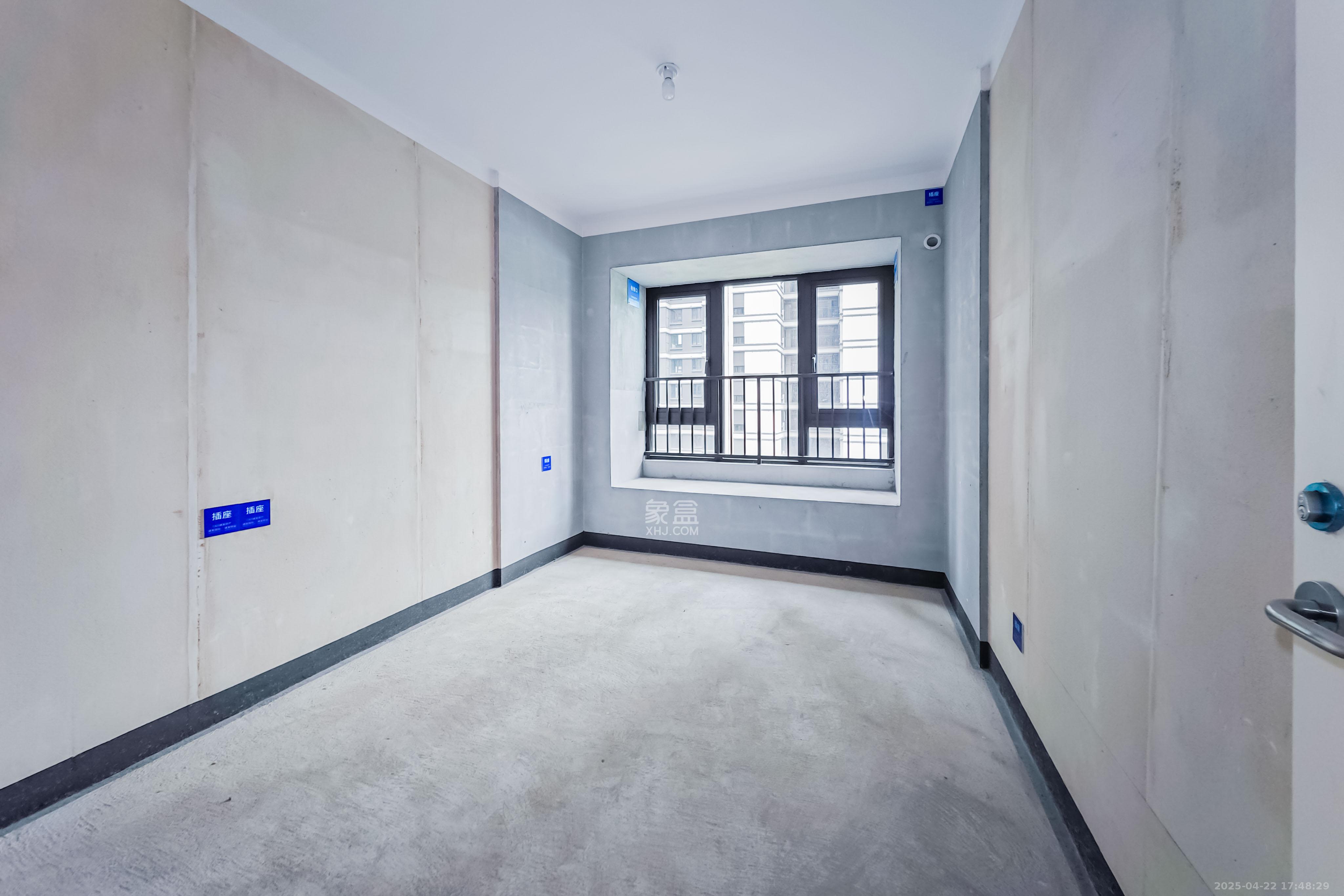 建发玖洲观澜  4室2厅2卫   162.00万其他