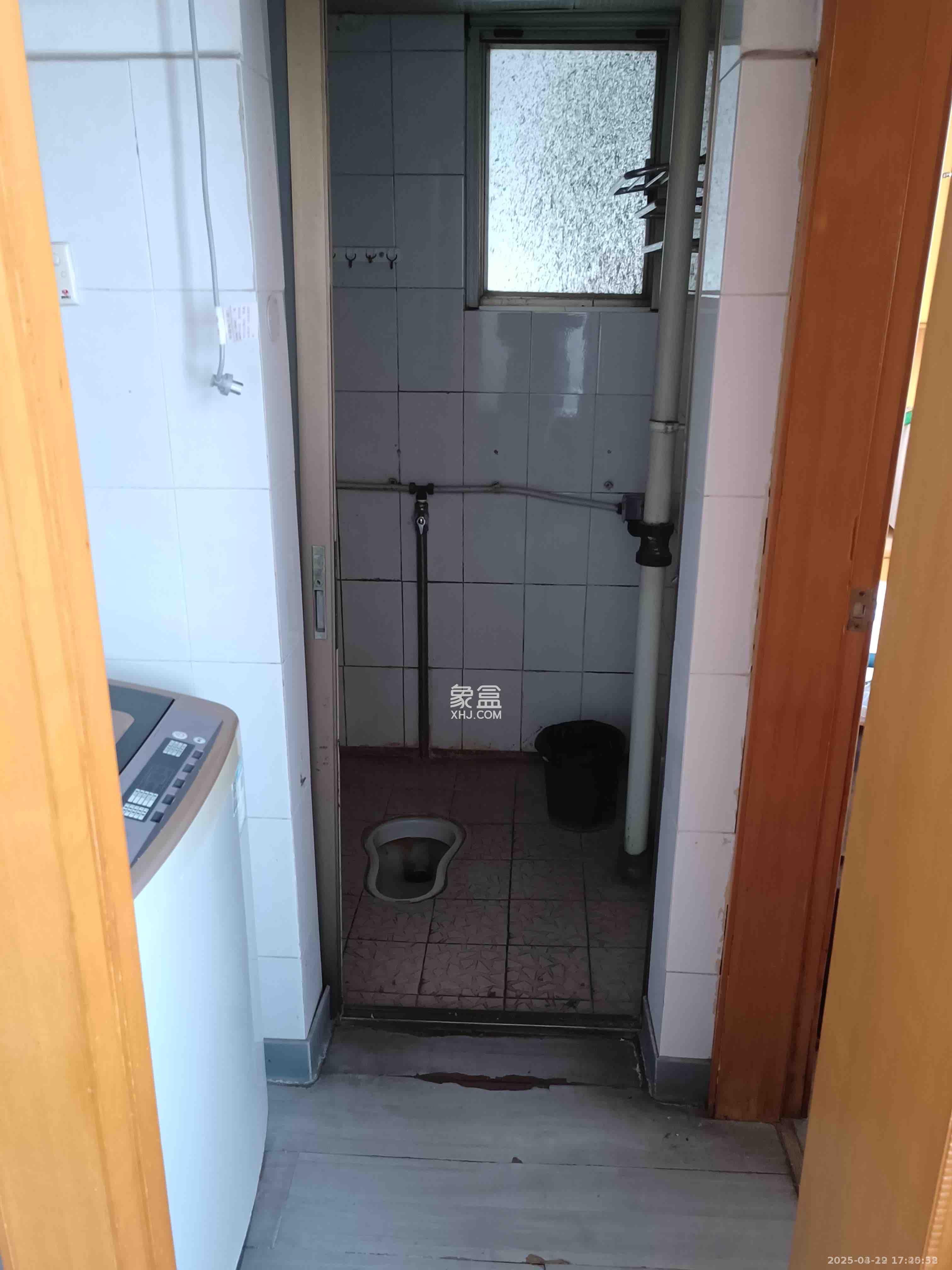 湘雅附二宿舍(劳动村) 3室1厅1卫 2500.0元/月 湘雅附二宿舍(劳动村) 3室1厅1卫 2500.0元/月室内图