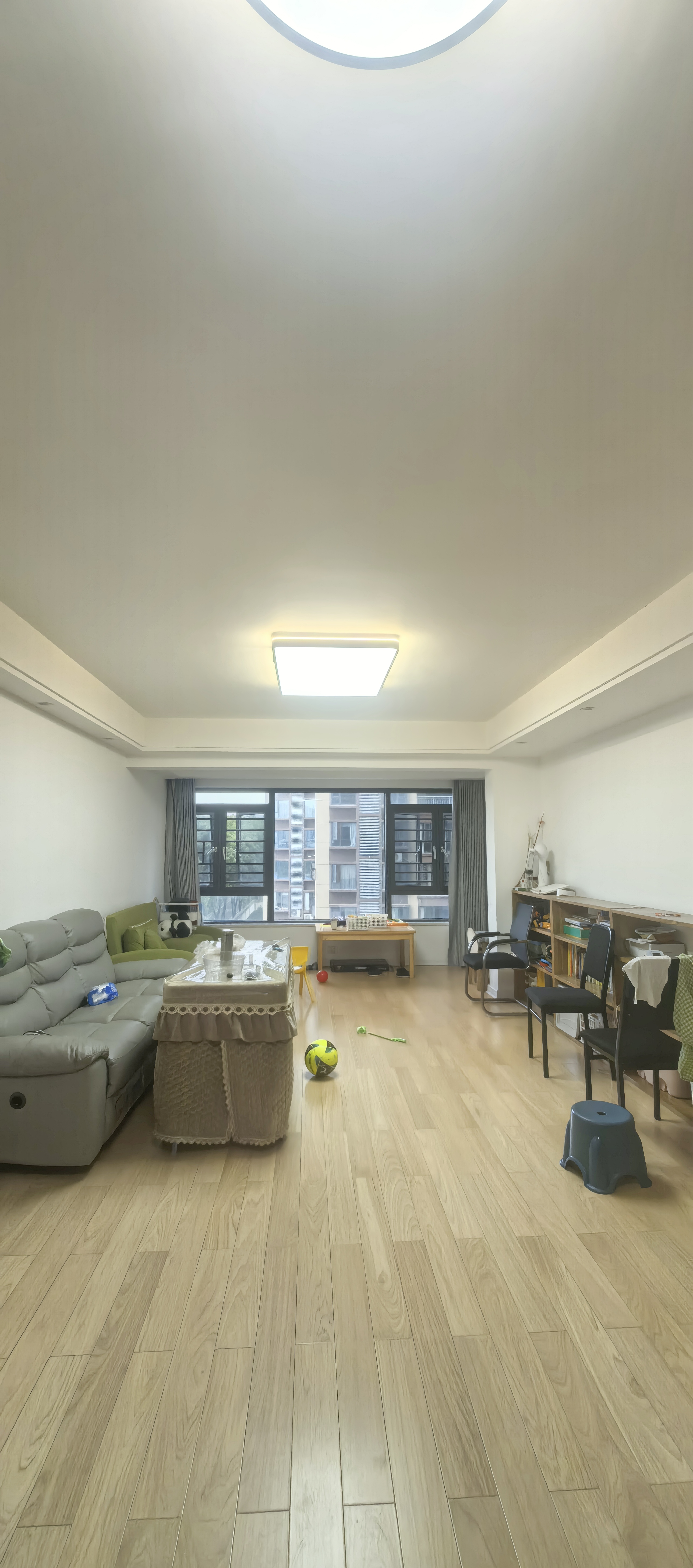 紫旭名园 4室2厅2卫 150.0万 紫旭名园 4室2厅2卫 150.0万客厅