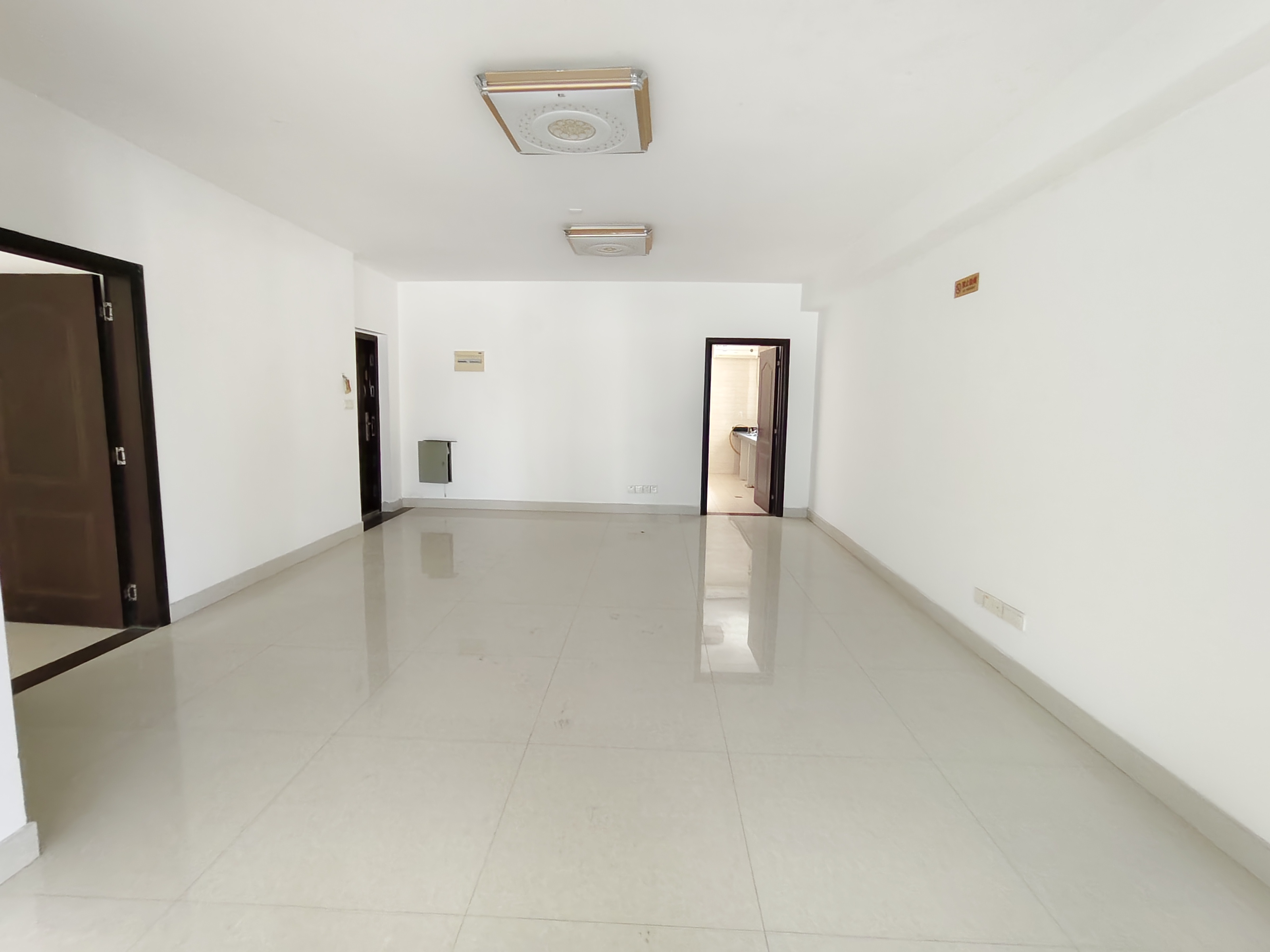 诚田大厦 1室1厅1卫 6200.0元/月 诚田大厦 1室1厅1卫 6200.0元/月室内图