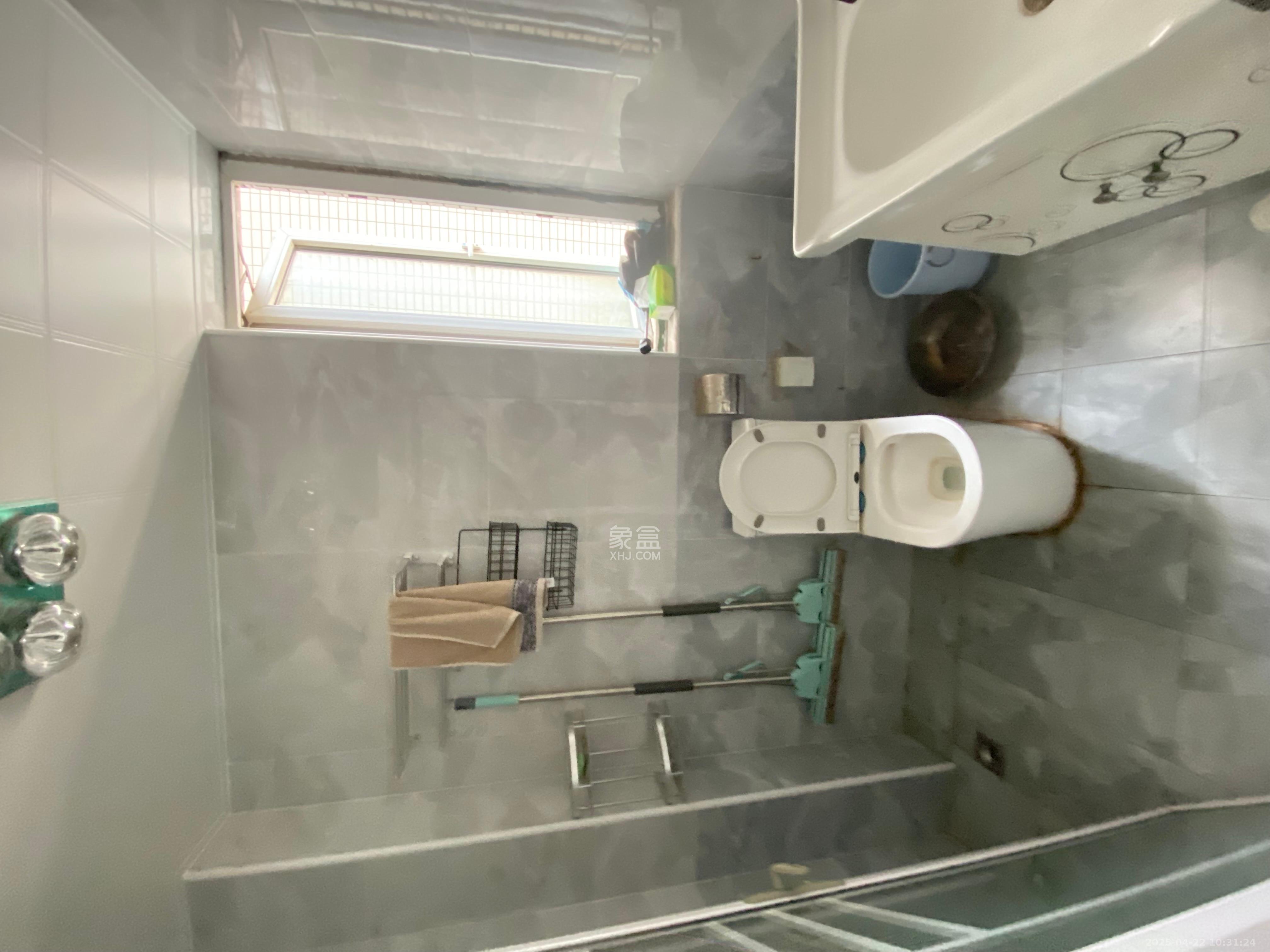 山语城一期 3室2厅1卫 2300.0元/月 山语城一期 3室2厅1卫 2300.0元/月室内图