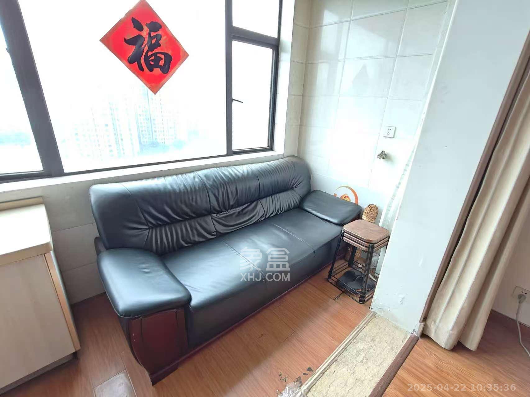 锦湘国际星城三期(锦绣苑) 1室1厅1卫 1500.0元/月 锦湘国际星城三期(锦绣苑) 1室1厅1卫 1500.0元/月室内图