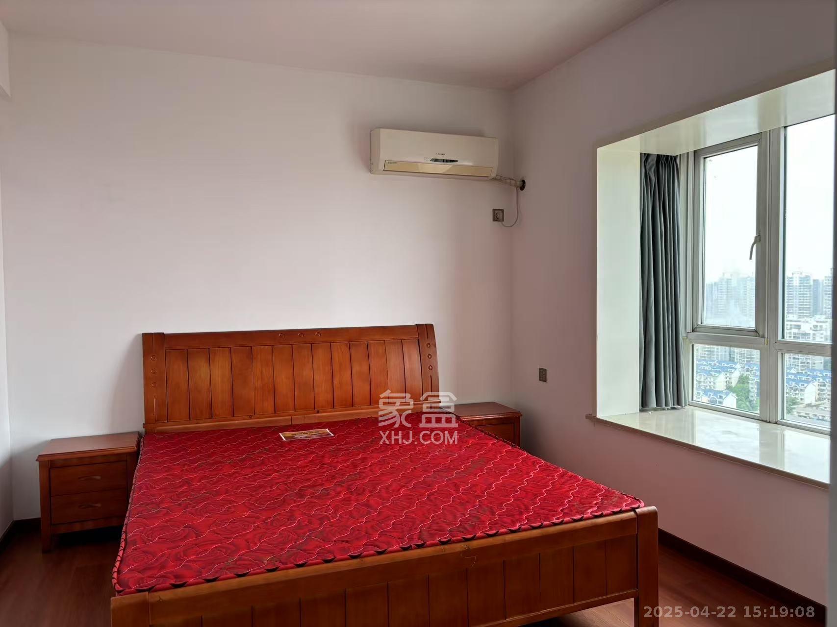 通华天都 1室2厅2卫 2700.0元/月 通华天都 1室2厅2卫 2700.0元/月室内图