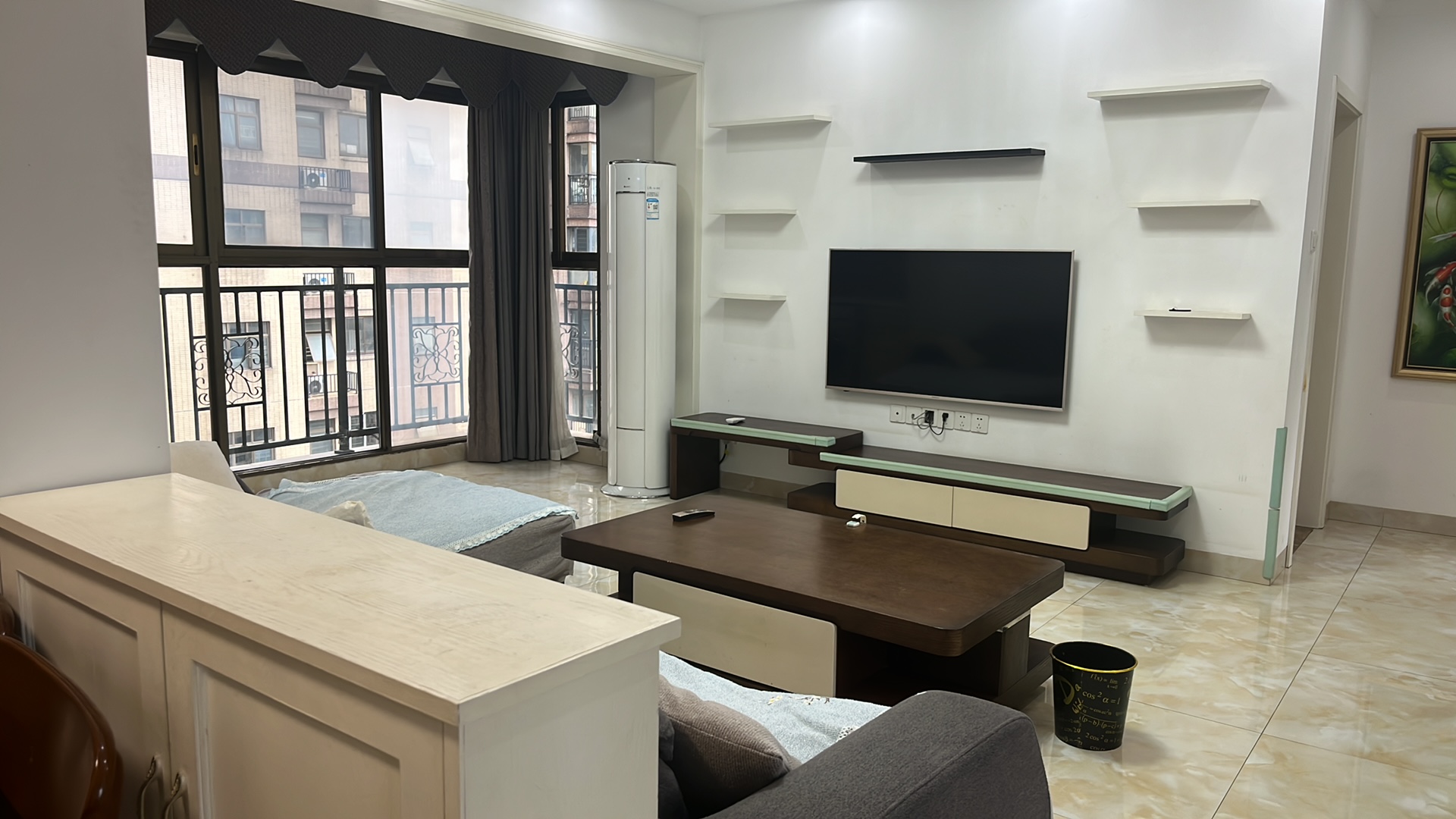 江山帝景雅典  3室2厅1卫   2200.00元/月户型图