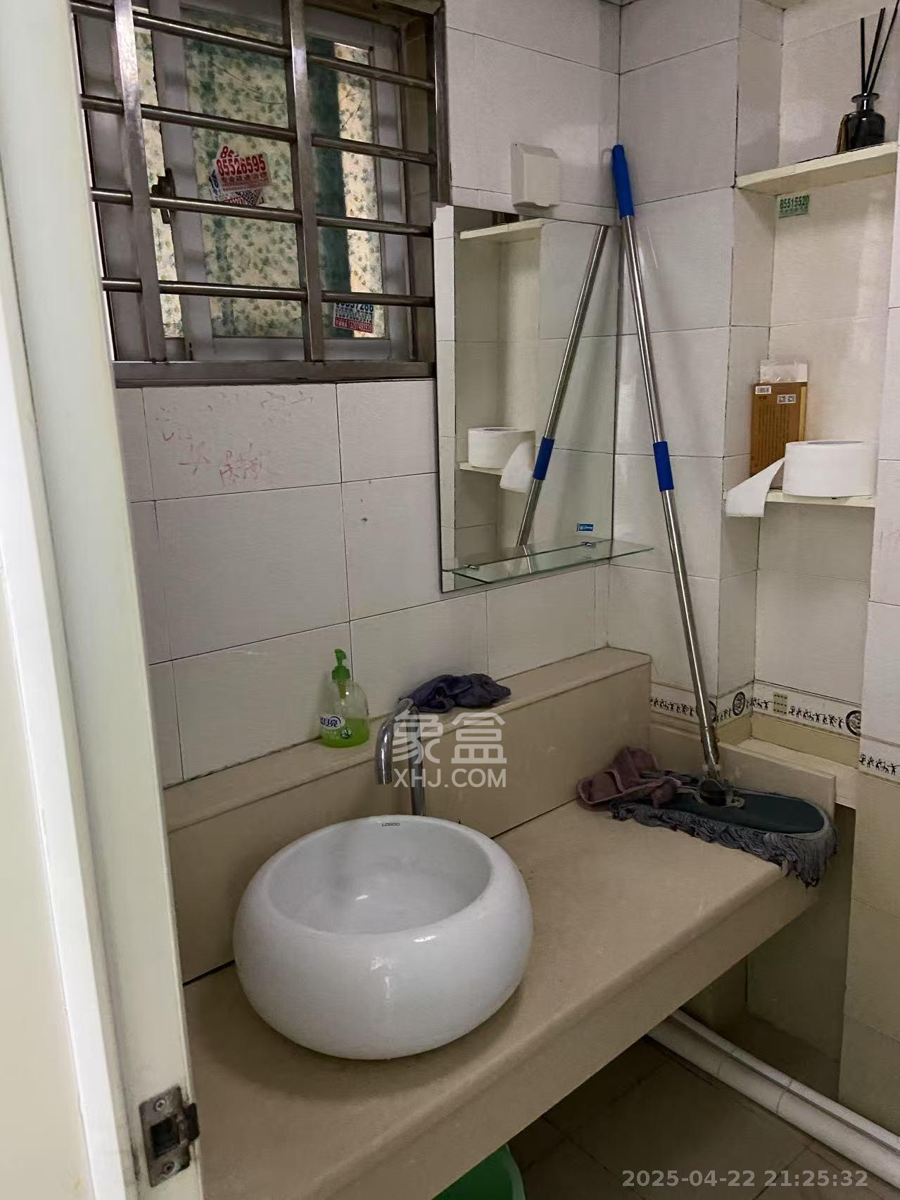 兴威名座  2室1厅1卫    2600.0元/月室内图
