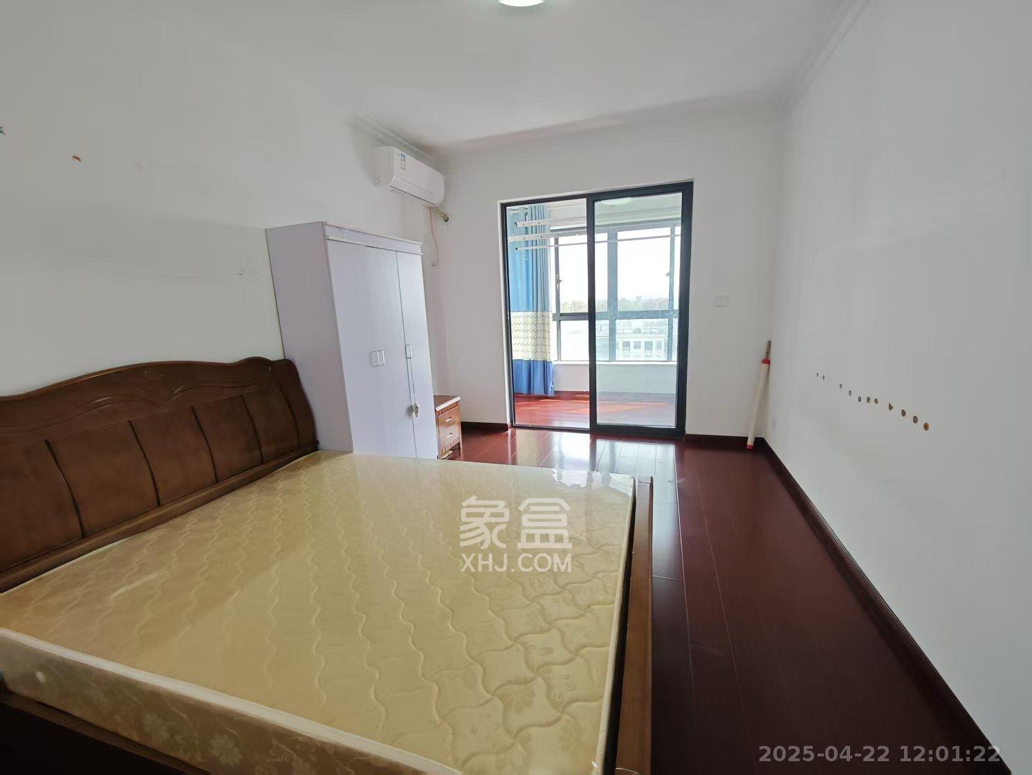 五矿万境蓝山  3室2厅2卫    2500.0元/月 五矿万境蓝山  3室2厅2卫    2500.0元/月室内图