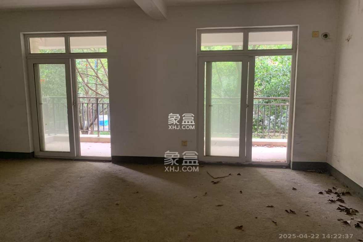 升远君尚嘉筑 5室2厅1卫 2700.0元/月 升远君尚嘉筑 5室2厅1卫 2700.0元/月室内图