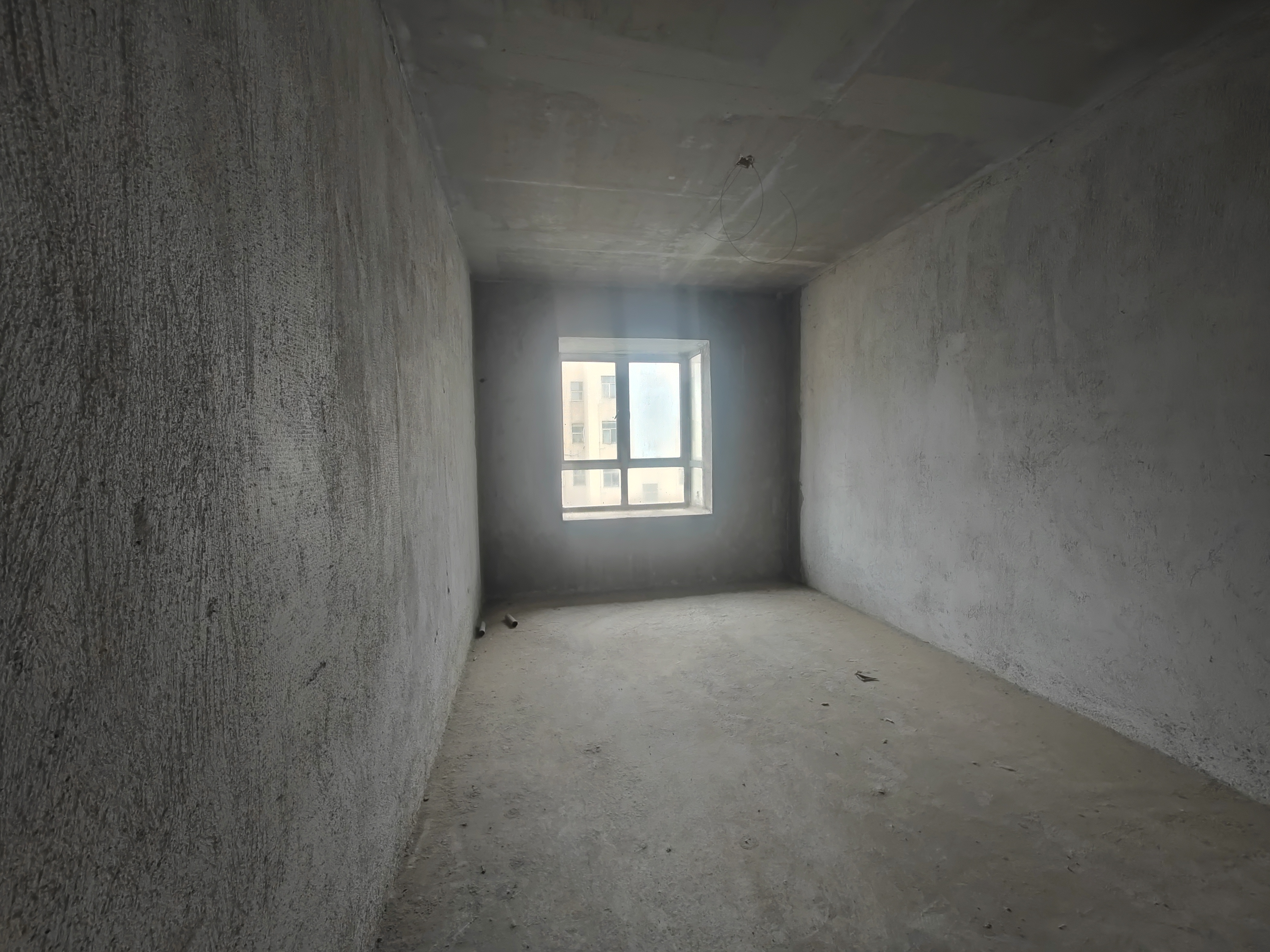 环保欣苑 5室2厅2卫 76.0万 环保欣苑 5室2厅2卫 76.0万客厅