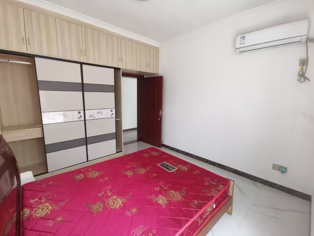 桂花园 2室2厅1卫 1500.0元/月 桂花园 2室2厅1卫 1500.0元/月室内图