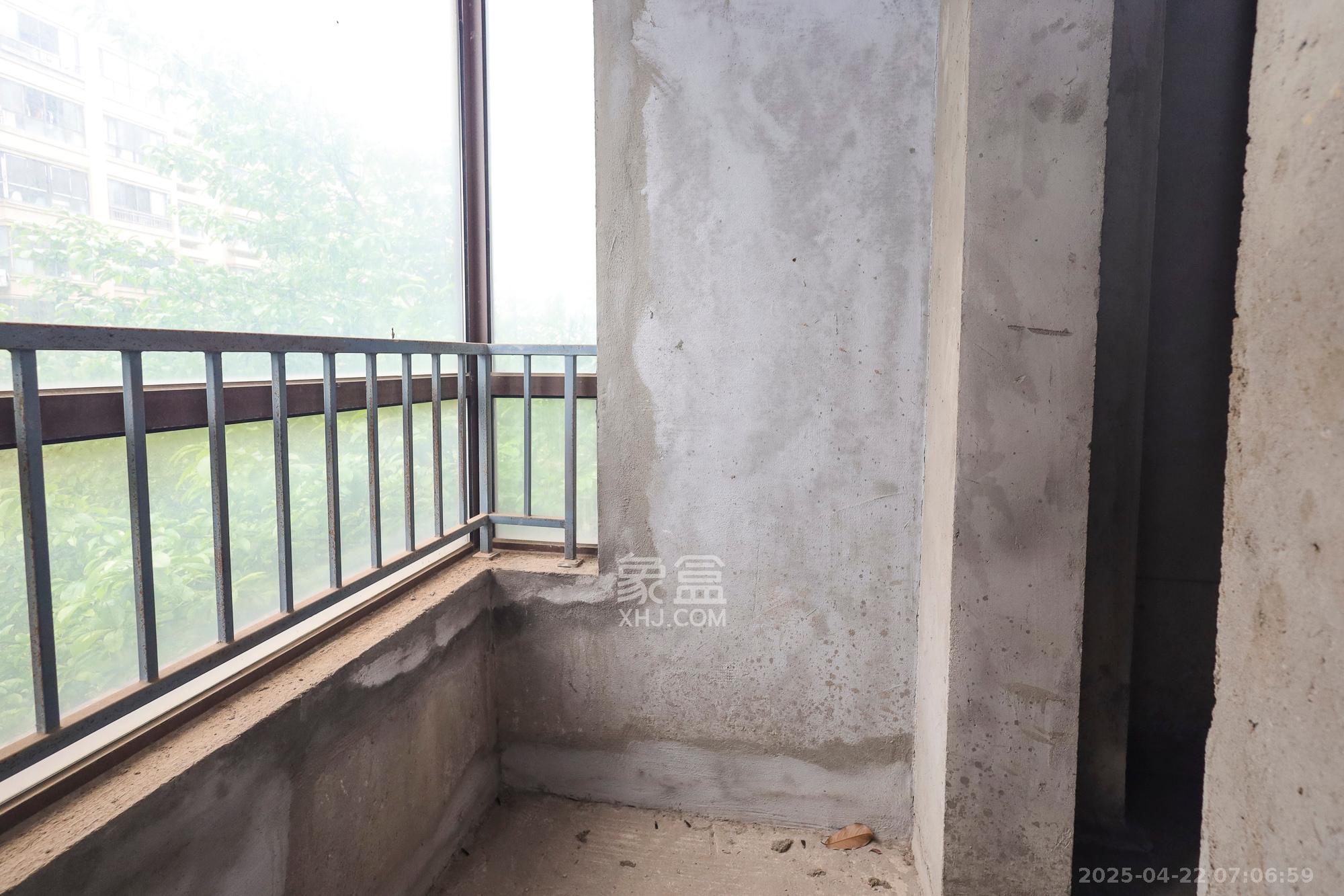 山语城二期  2室2厅1卫   75.00万阳台