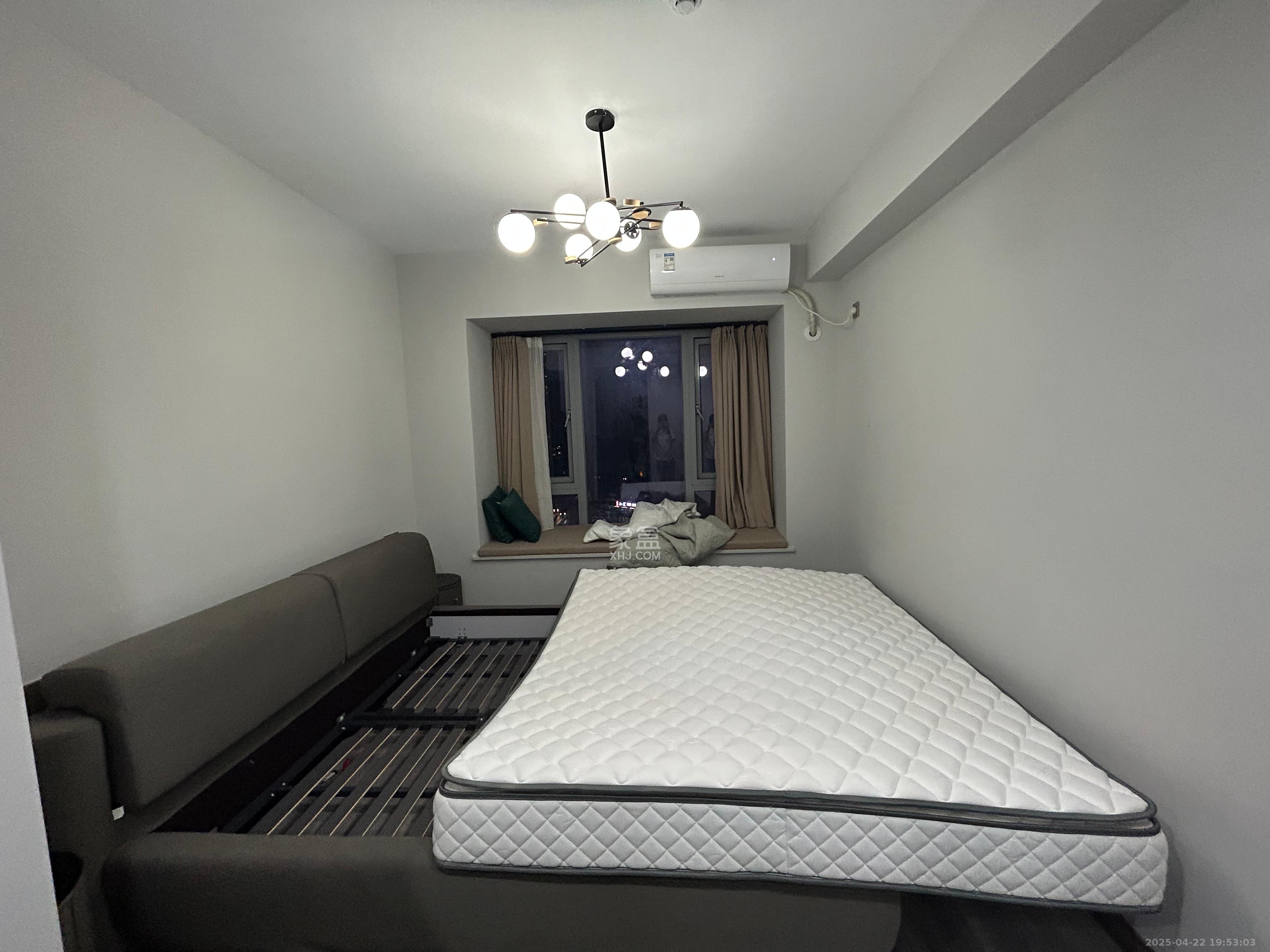 保利天禧D区  2室2厅0卫   4300.00元/月室内图