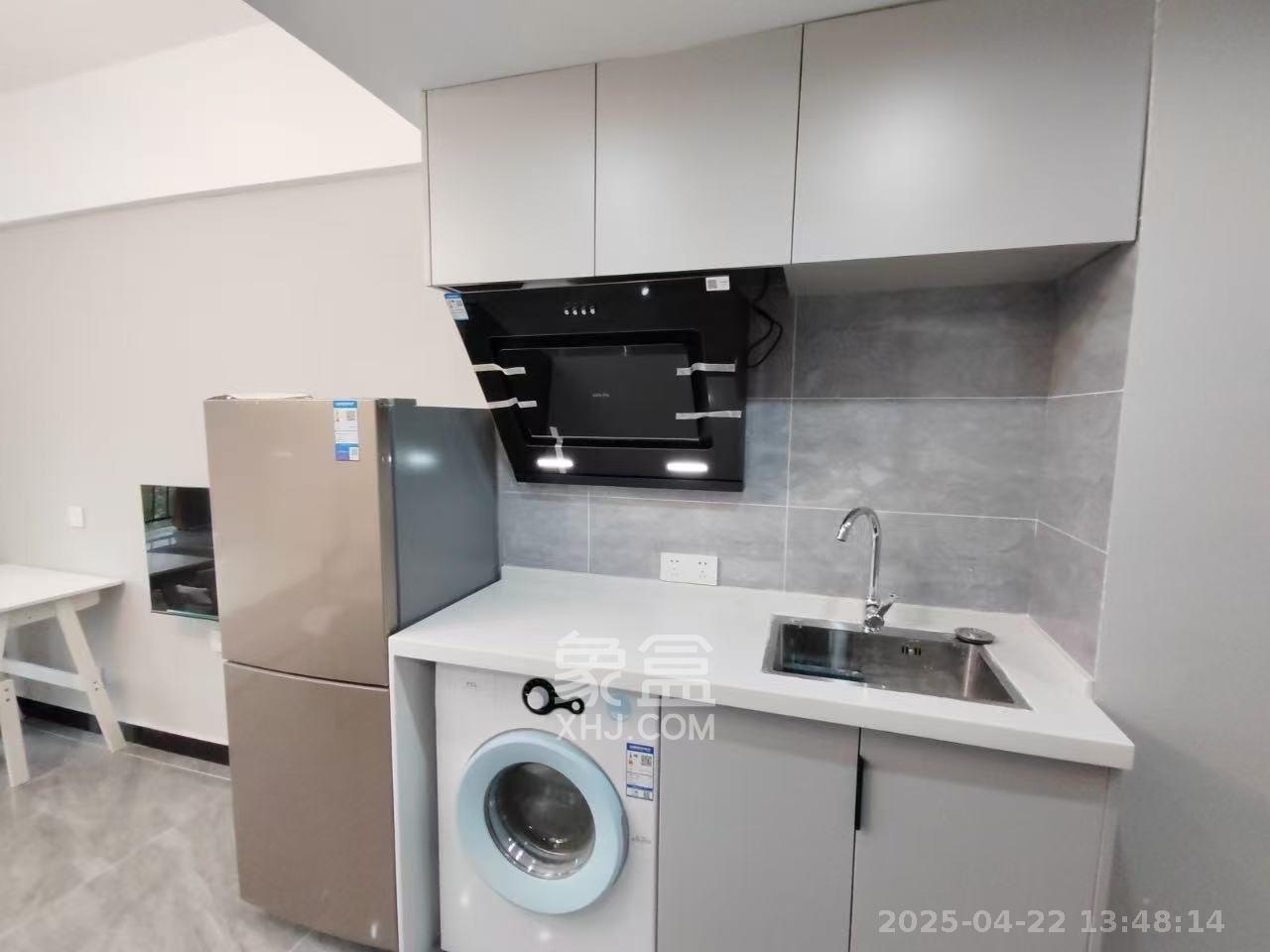 碧桂园印象  1室1厅1卫   1400.00元/月室内图
