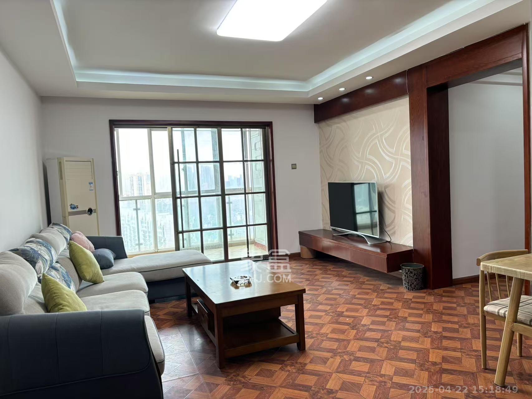 通华天都 1室2厅2卫 2700.0元/月 通华天都 1室2厅2卫 2700.0元/月室内图