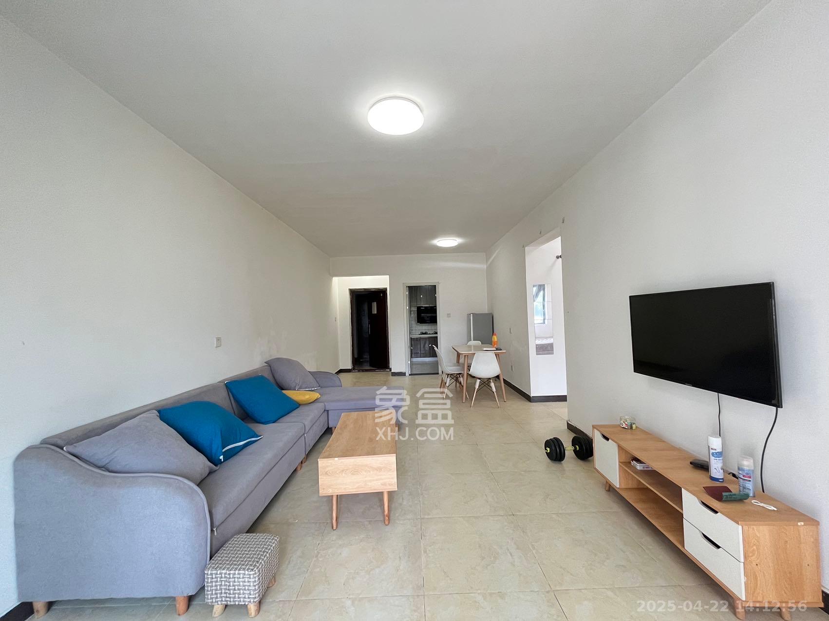 荣盛花语书苑 3室2厅1卫 2800.0元/月 荣盛花语书苑 3室2厅1卫 2800.0元/月室内图