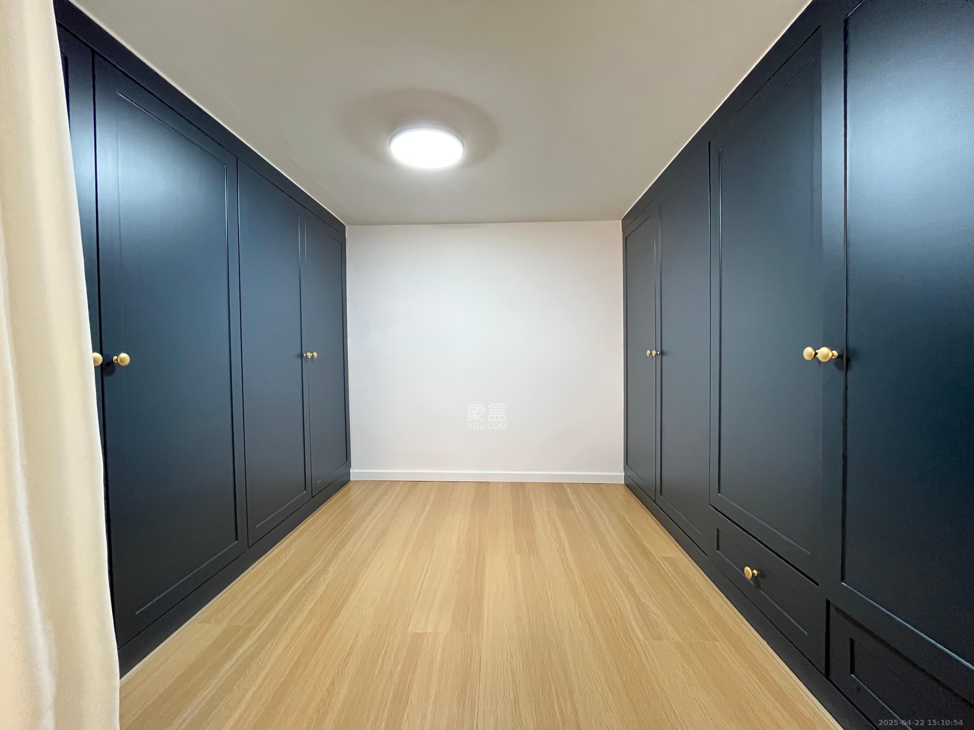 珠江花城好世界 1室0厅0卫 2600.0元/月 珠江花城好世界 1室0厅0卫 2600.0元/月室内图