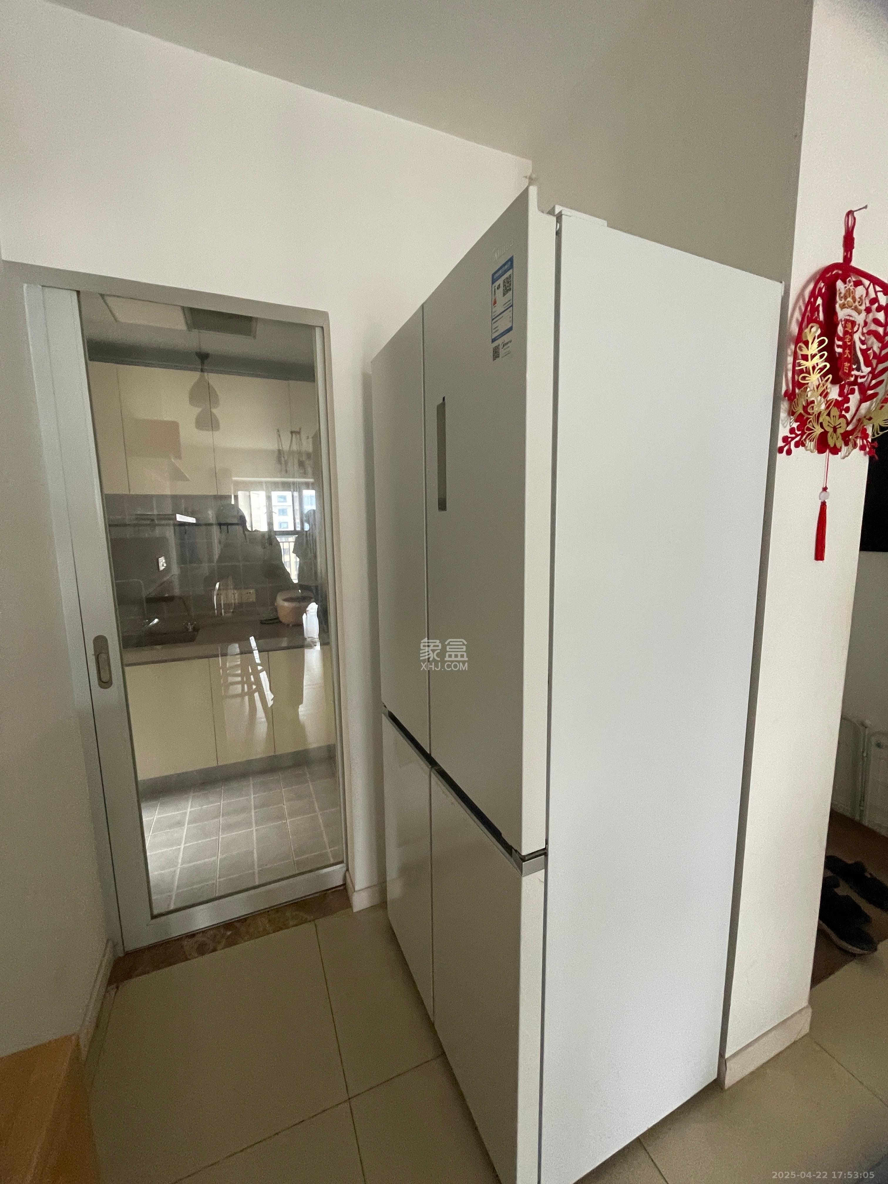 中建芙蓉嘉苑  3室2厅2卫   2800.00元/月室内图