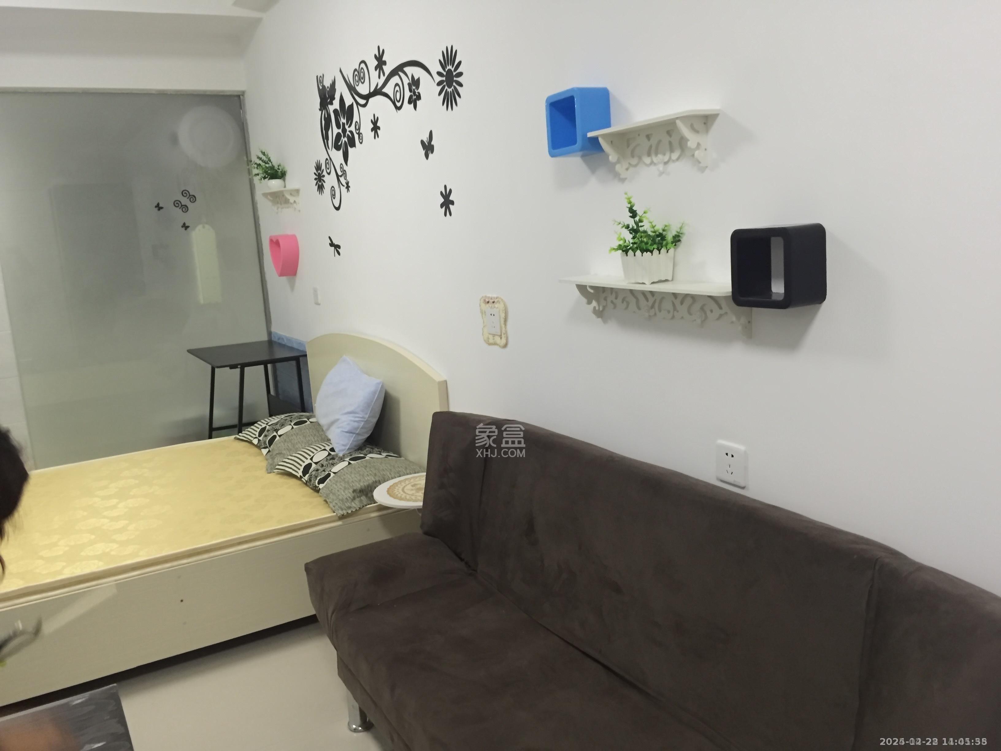中建御山和苑  1室1厅1卫   1399.00元/月室内图