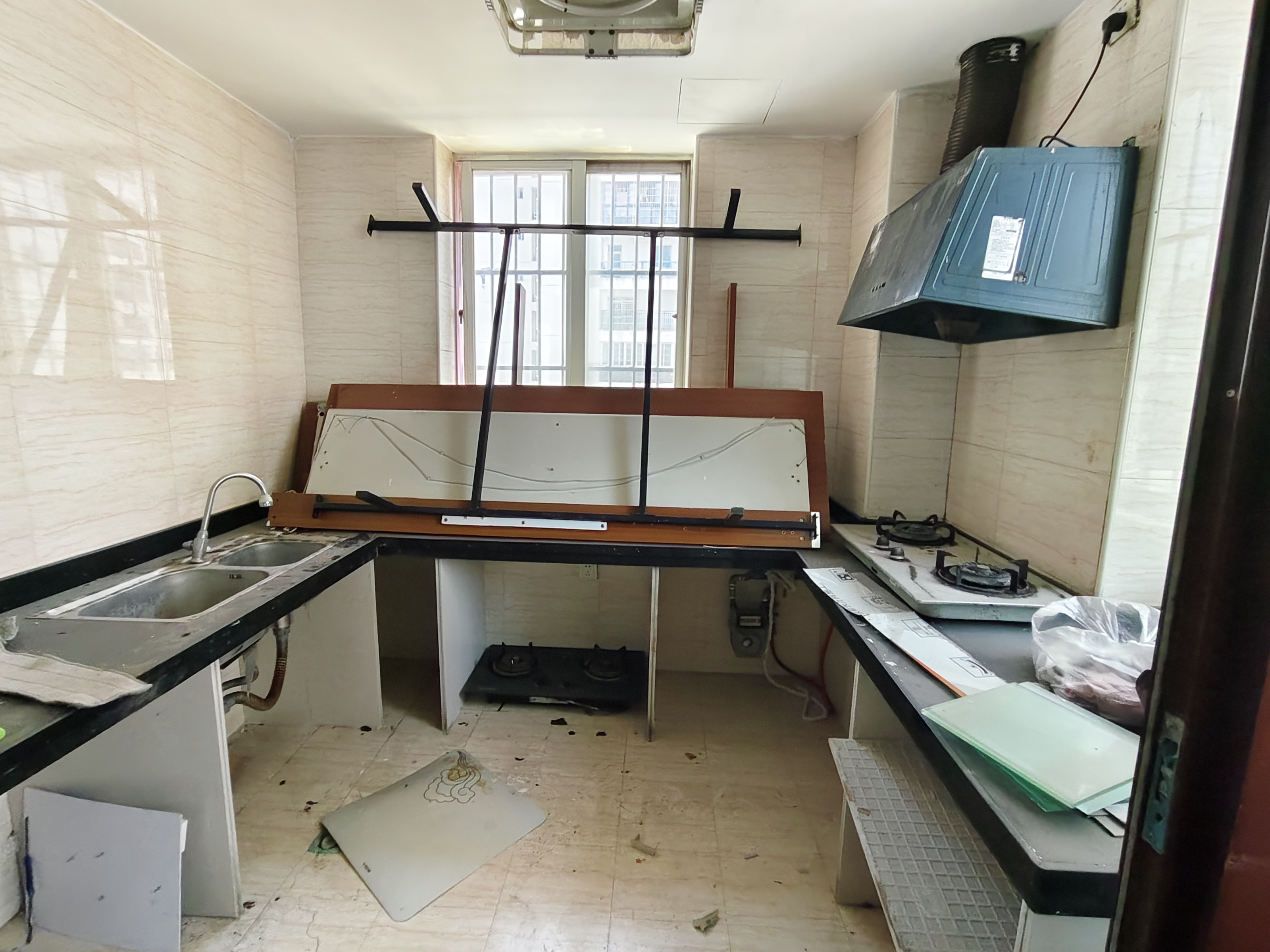 诚田大厦 1室1厅1卫 6600.0元/月 诚田大厦 1室1厅1卫 6600.0元/月室内图