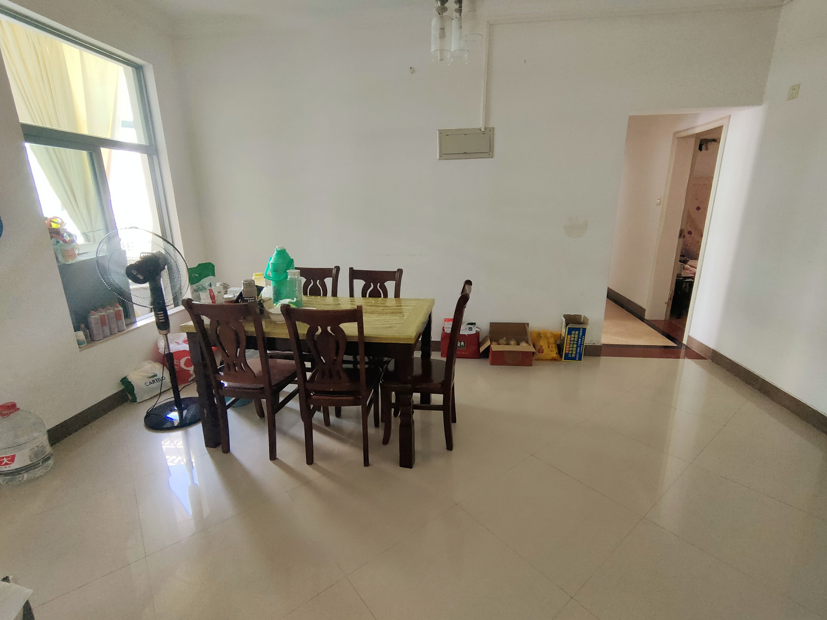 置地花园 3室2厅2卫 3000.0元/月 置地花园 3室2厅2卫 3000.0元/月室内图