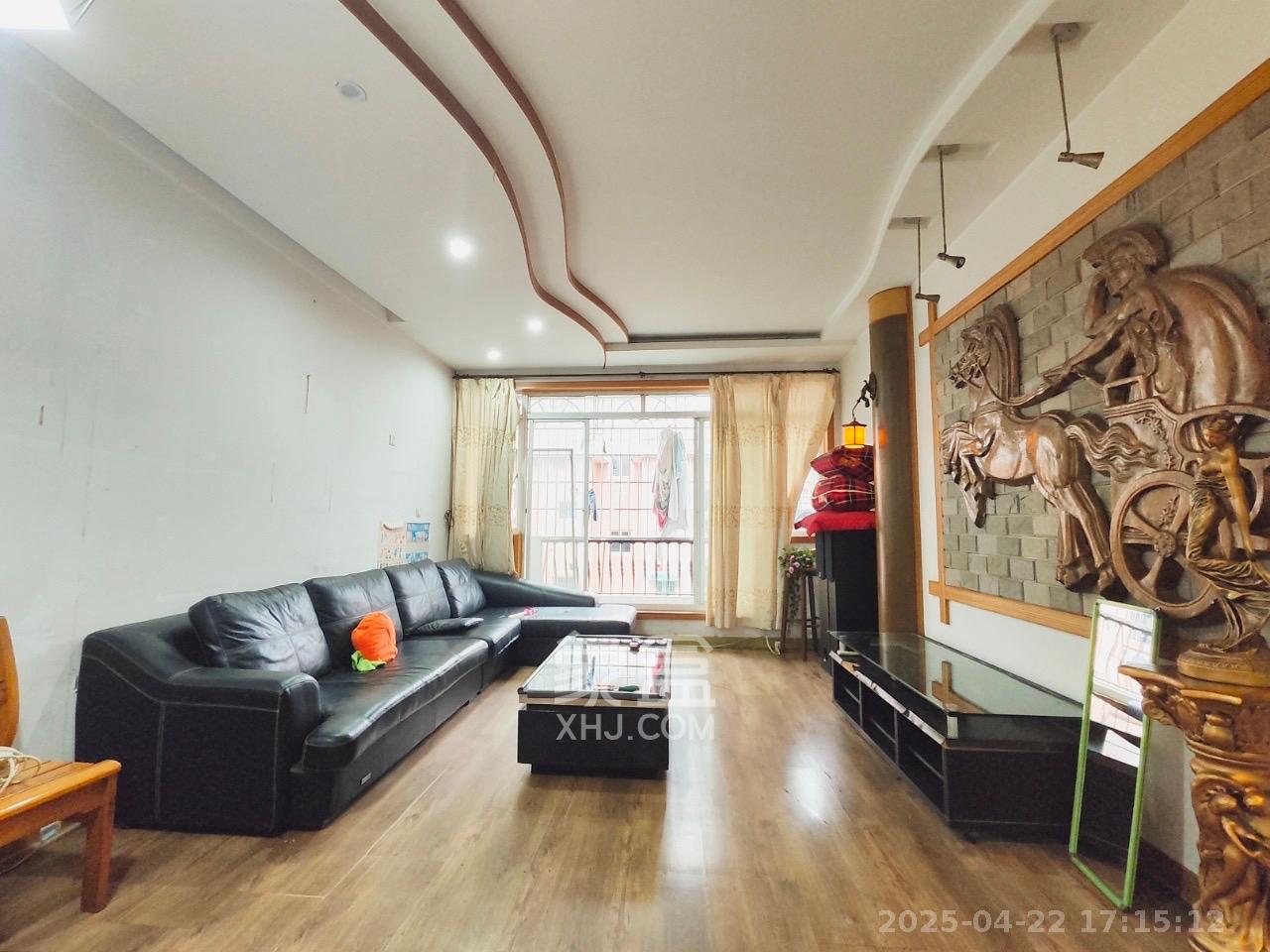 金色比华利 3室2厅2卫 1400.0元/月 金色比华利 3室2厅2卫 1400.0元/月室内图