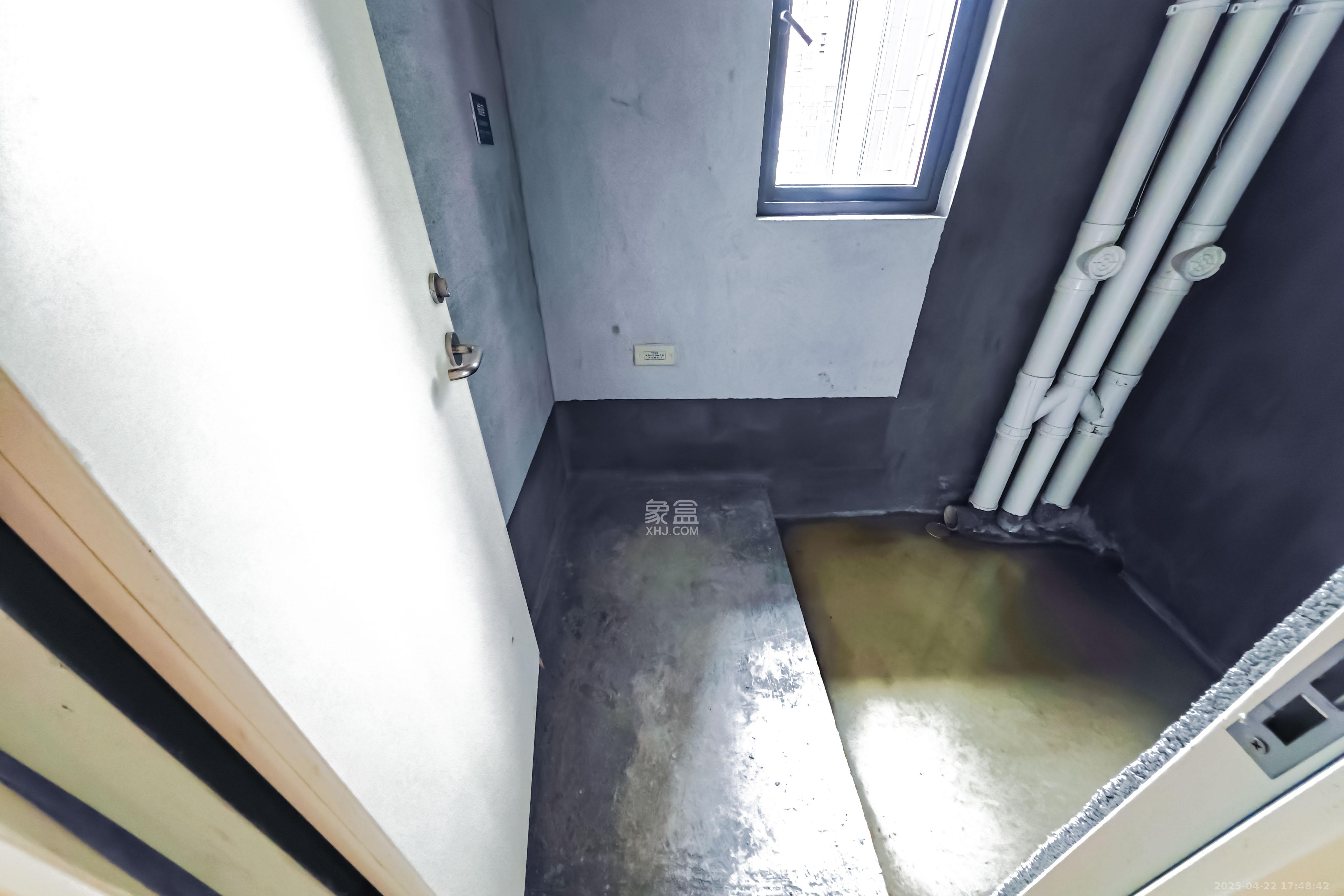 建发玖洲观澜  4室1厅2卫   185.00万其他