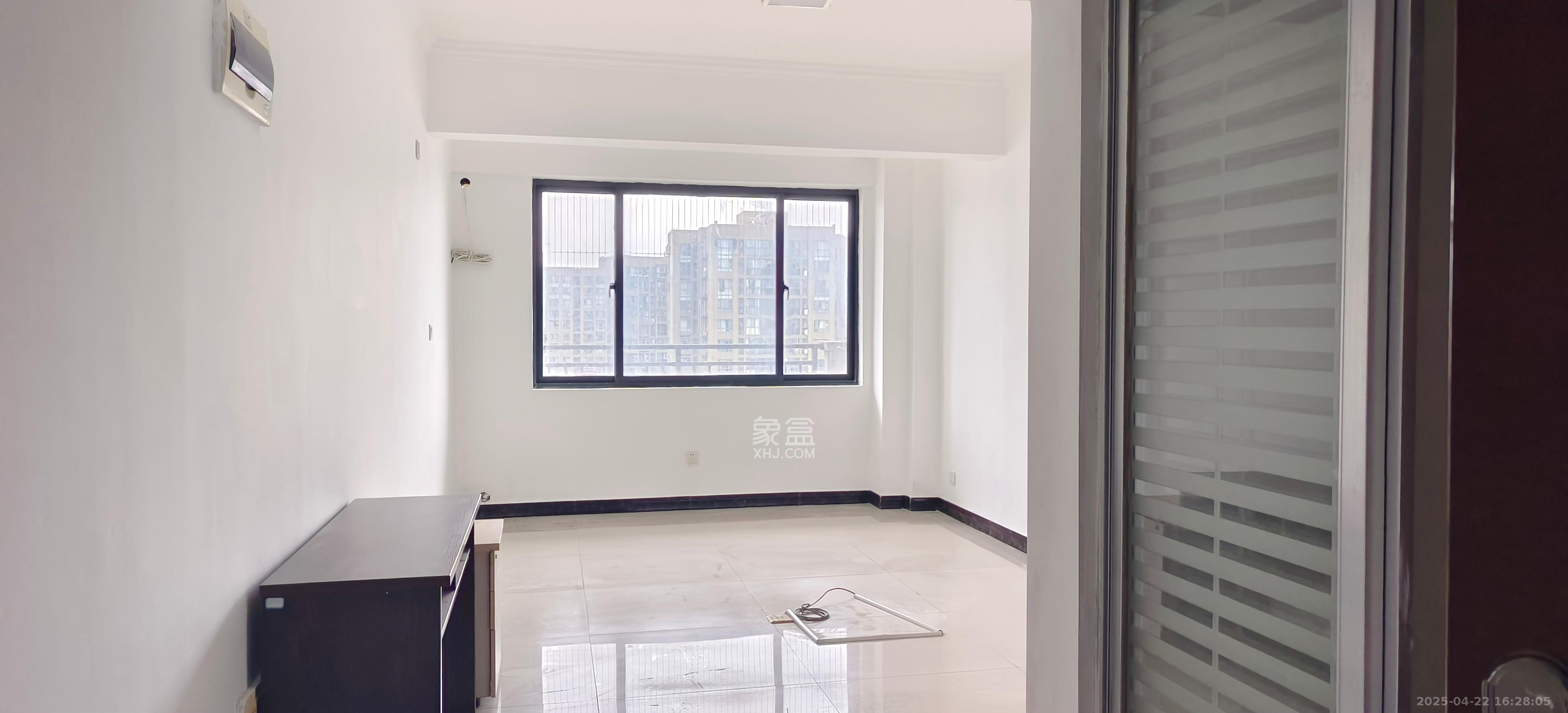 阳光锦城 1室1厅1卫 1600.0元/月 阳光锦城 1室1厅1卫 1600.0元/月室内图