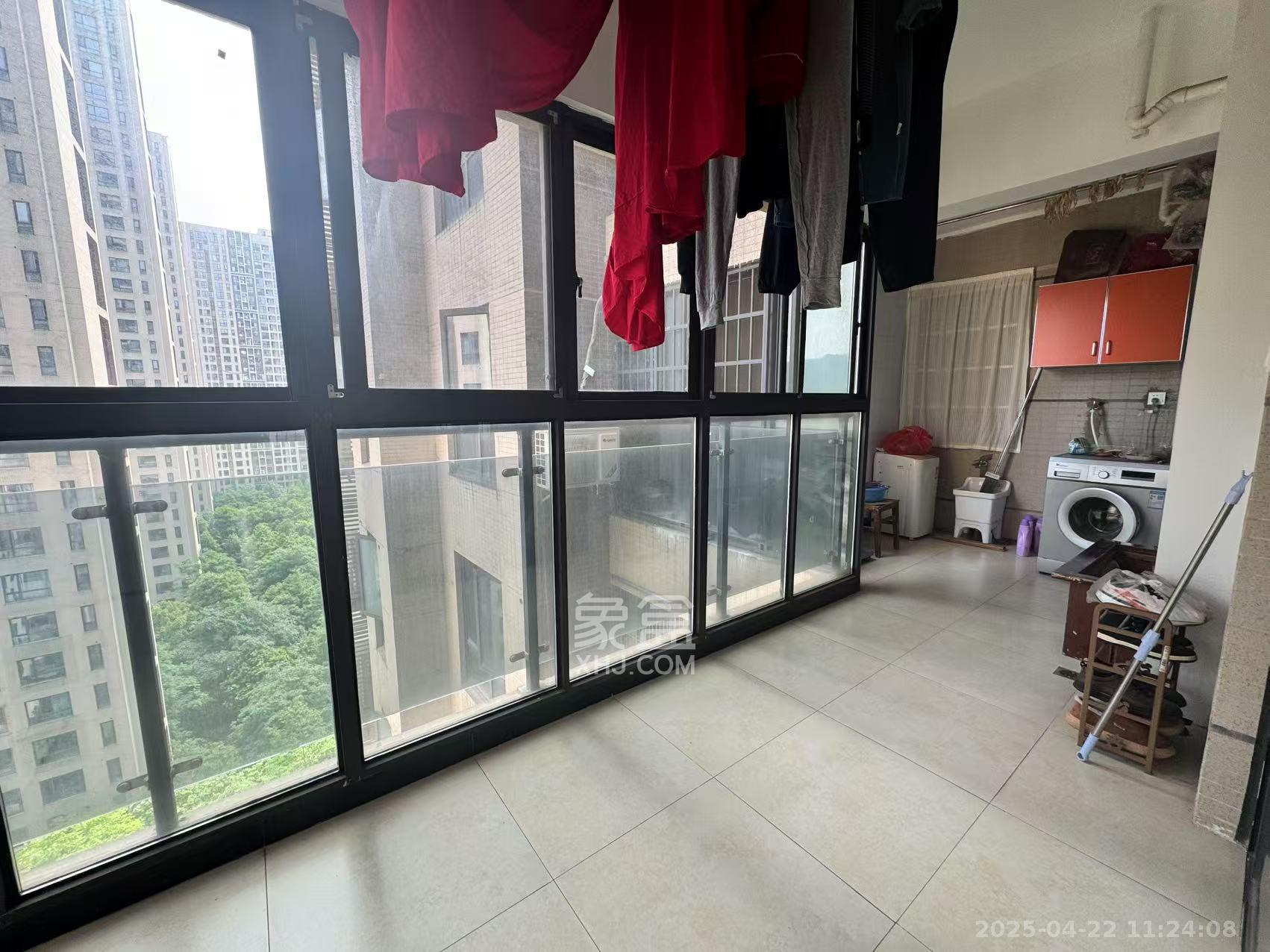 达美D6区 4室2厅2卫 3700.0元/月 达美D6区 4室2厅2卫 3700.0元/月室内图