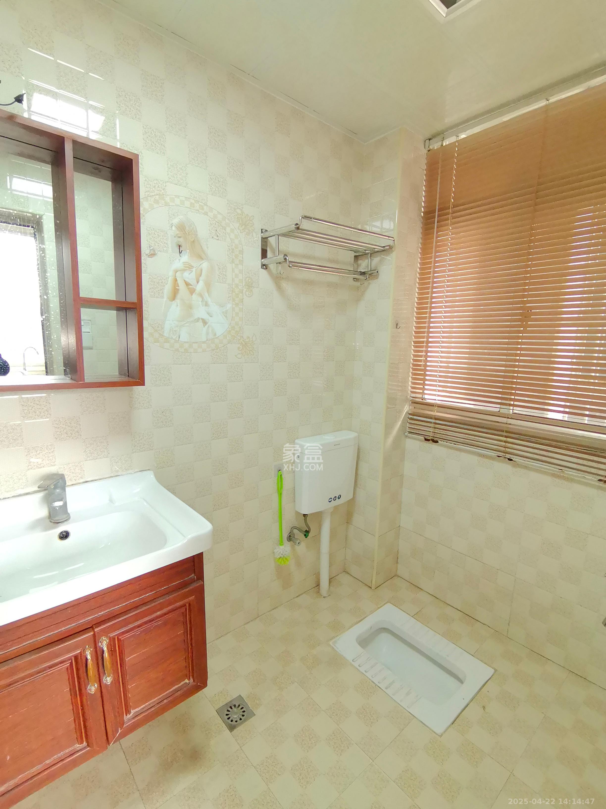 水印康桥  3室2厅2卫    1200.0元/月 水印康桥  3室2厅2卫    1200.0元/月室内图