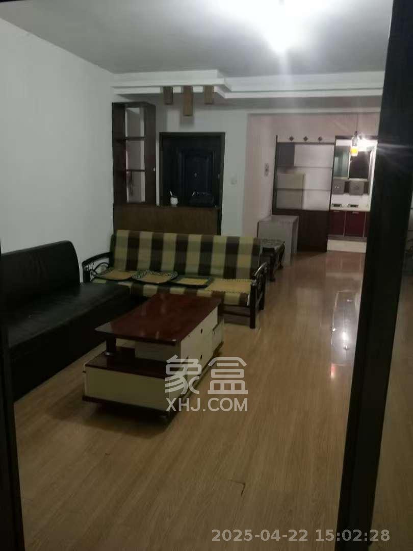 汽制宿舍 2室1厅1卫 1800.0元/月 汽制宿舍 2室1厅1卫 1800.0元/月室内图