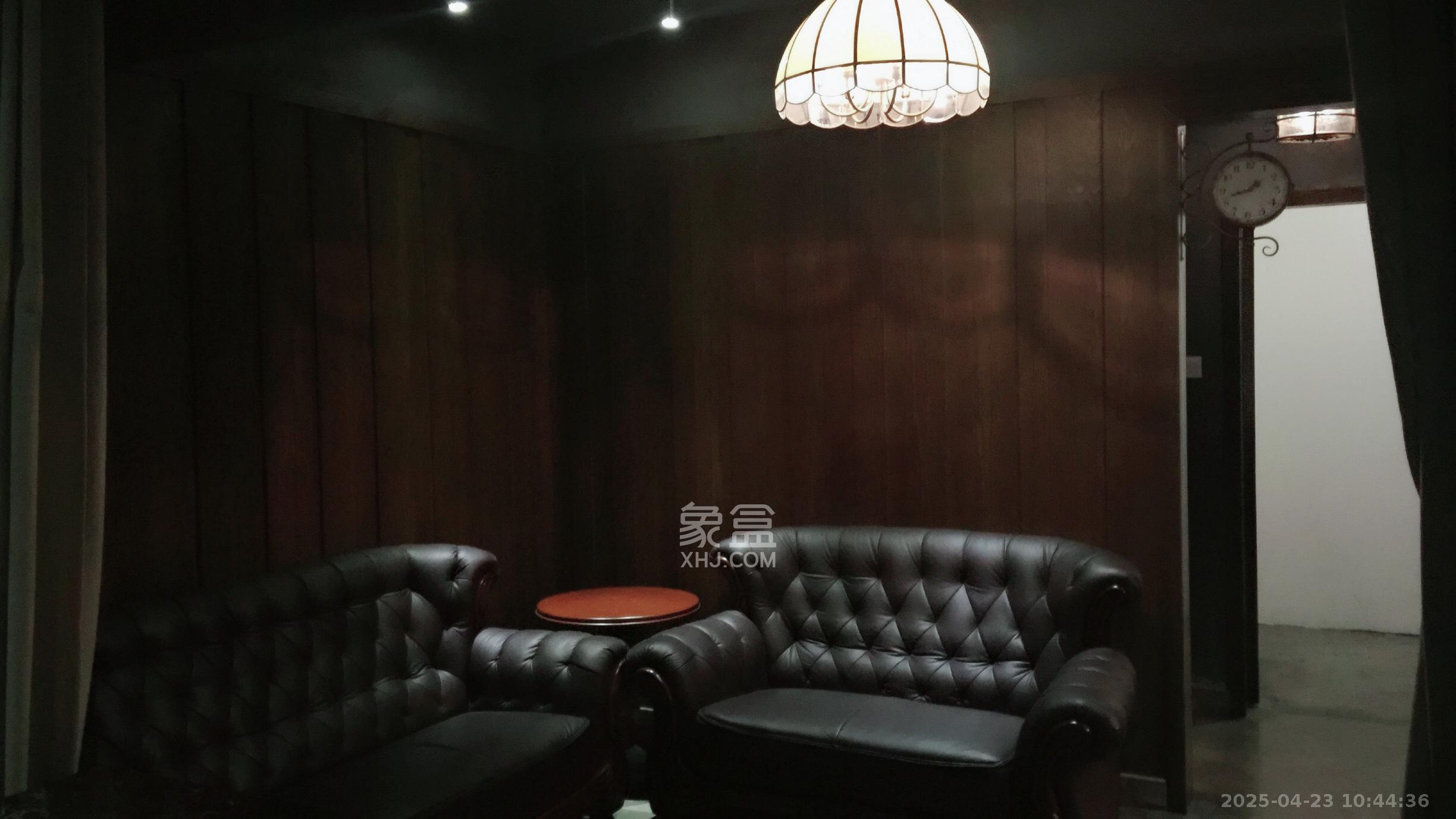 嘉盛国际广场 1室1厅1卫 3280.0元/月 嘉盛国际广场 1室1厅1卫 3280.0元/月室内图