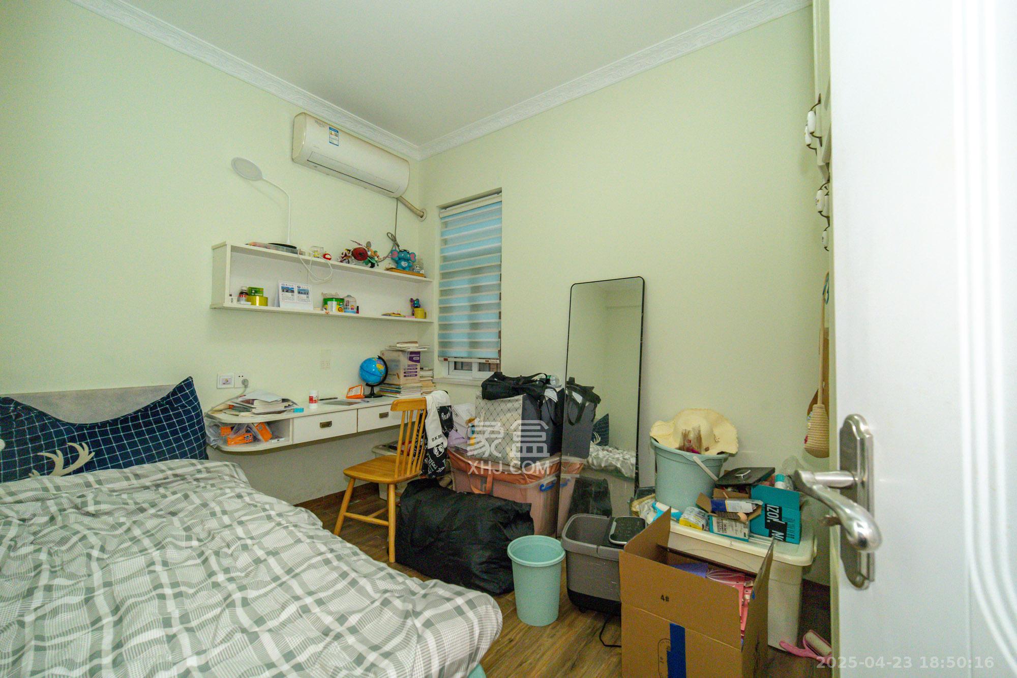 楚天世纪城西苑 3室2厅2卫 79.8万 楚天世纪城西苑 3室2厅2卫 79.8万卧室