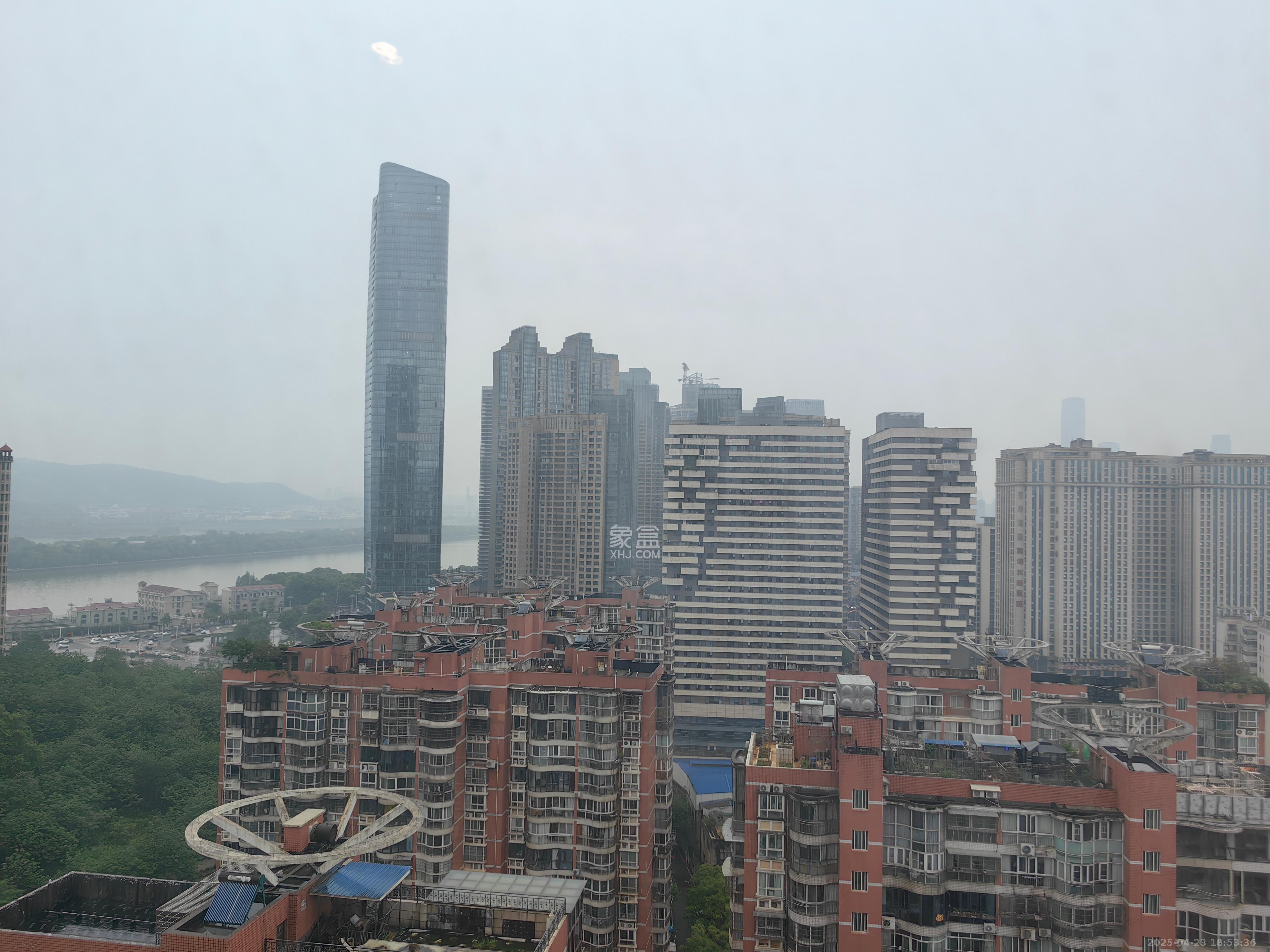 卓越江岸  2室1厅1卫    2000.0元/月 卓越江岸  2室1厅1卫    2000.0元/月室内图