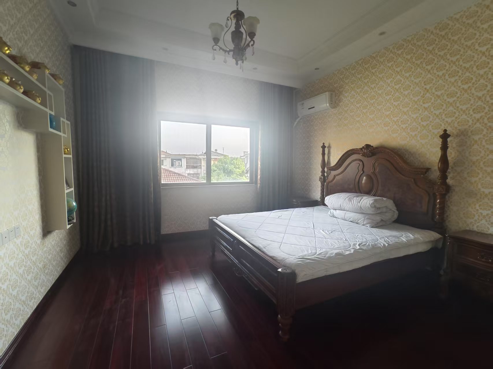 碧桂园 5室2厅4卫 348.0万 碧桂园 5室2厅4卫 348.0万室内图