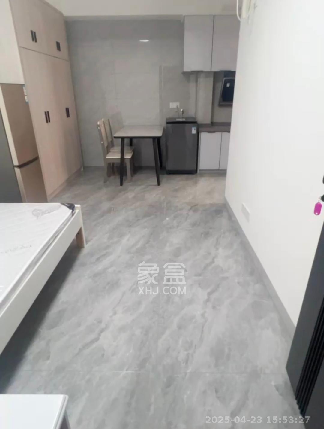 和润园一、二期 1室1厅1卫 1200.0元/月 和润园一、二期 1室1厅1卫 1200.0元/月室内图