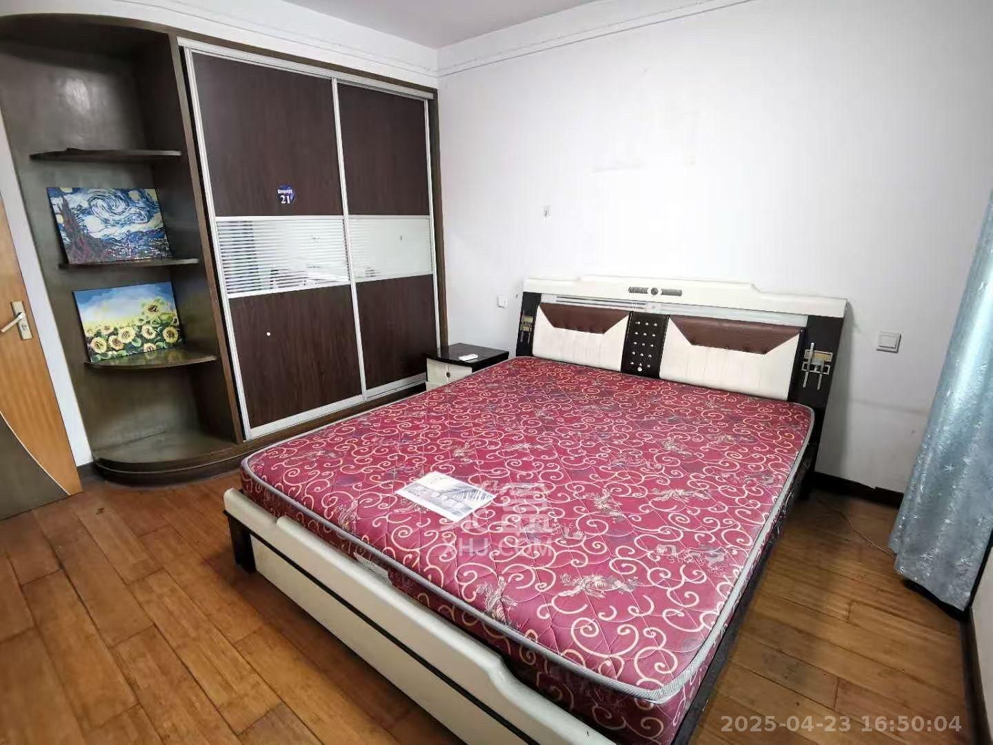 恩瑞麓山名园(龙王港小区) 3室2厅1卫 2100.0元/月 恩瑞麓山名园(龙王港小区) 3室2厅1卫 2100.0元/月室内图