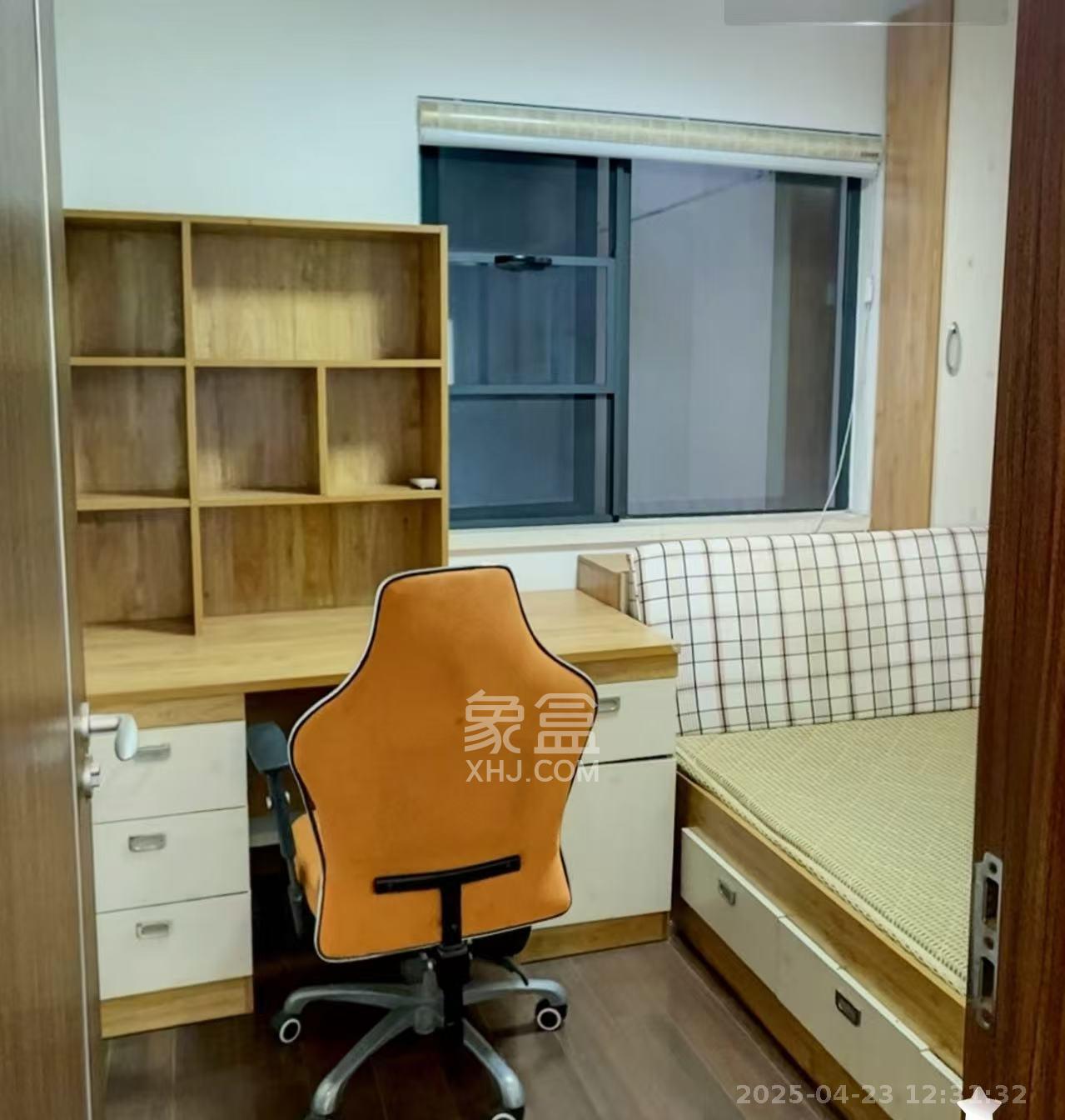 万科白鹭郡  3室2厅1卫   2500.00元/月室内图