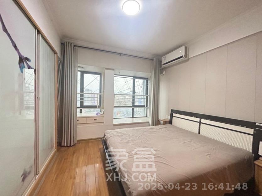 摩天一号  1室1厅1卫   2200.00元/月室内图