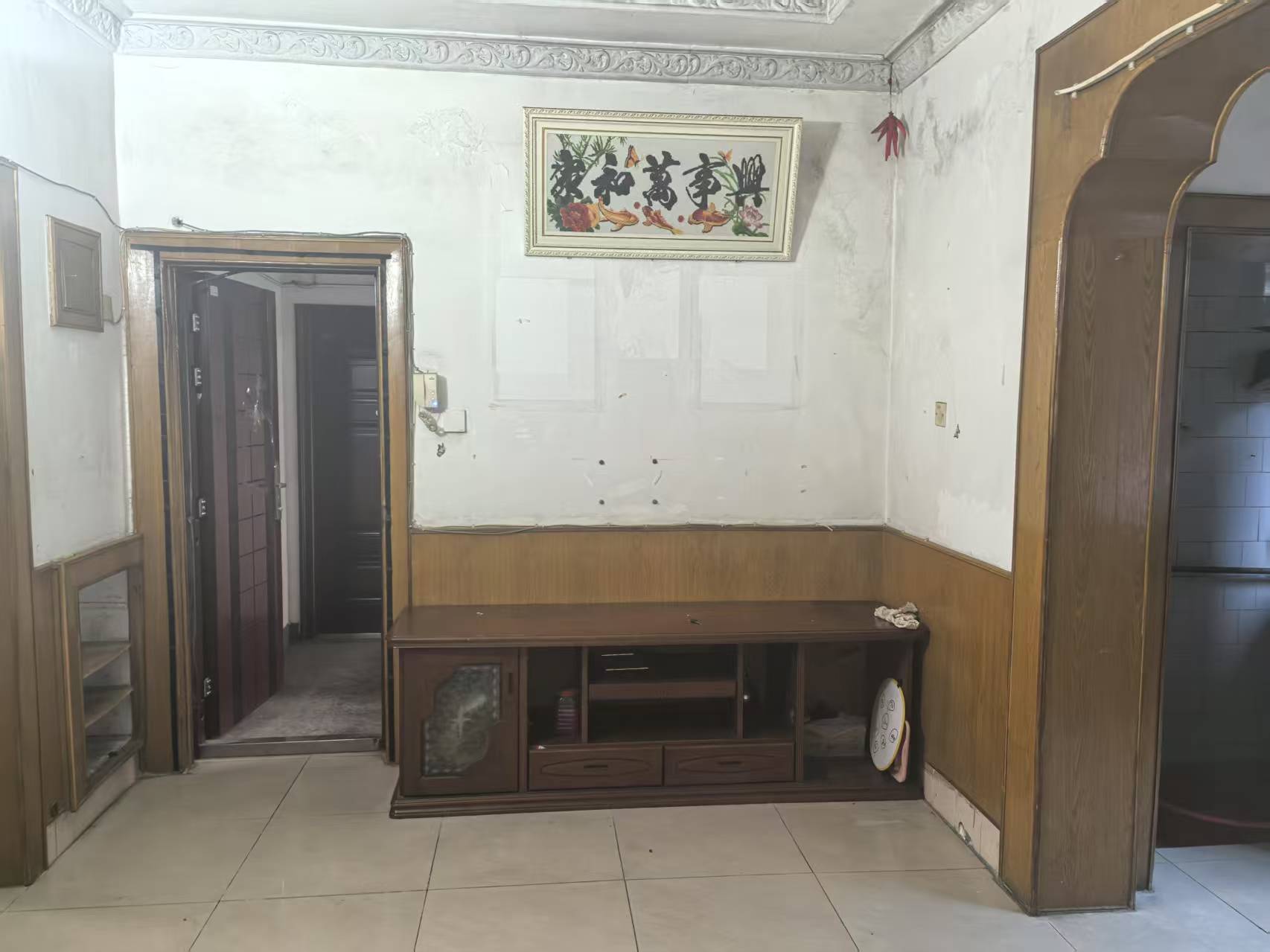 李家冲一村(杉木塘火电小区) 2室1厅1卫 16.8万 李家冲一村(杉木塘火电小区) 2室1厅1卫 16.8万室内图