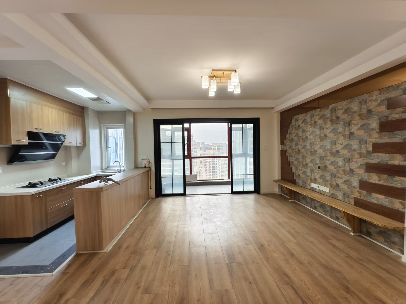 美的城三期 3室2厅2卫 69.8万 美的城三期 3室2厅2卫 69.8万室内图