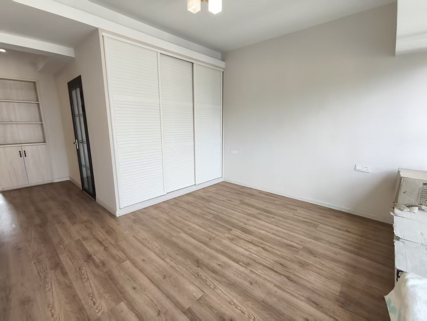 美的城三期 3室2厅2卫 69.8万 美的城三期 3室2厅2卫 69.8万室内图