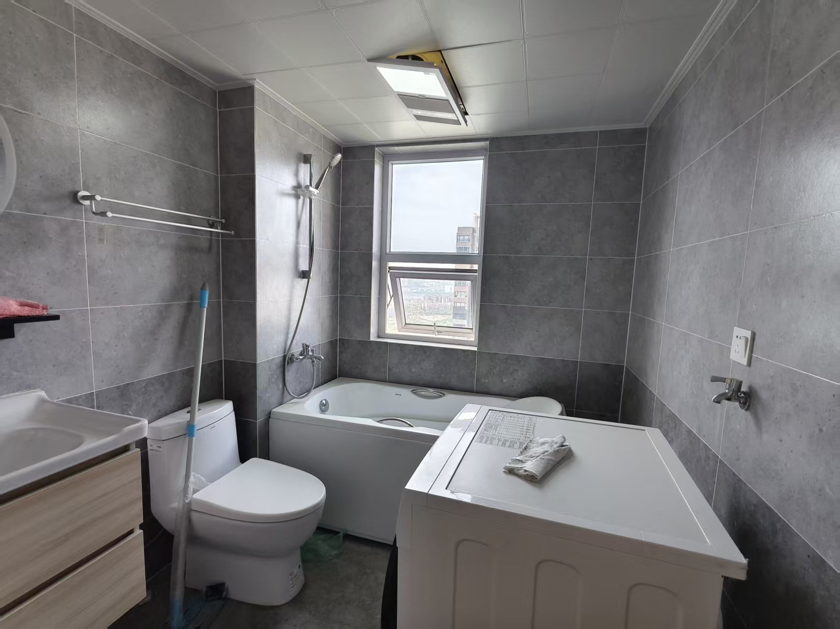 美的城三期 3室2厅2卫 69.8万 美的城三期 3室2厅2卫 69.8万室内图