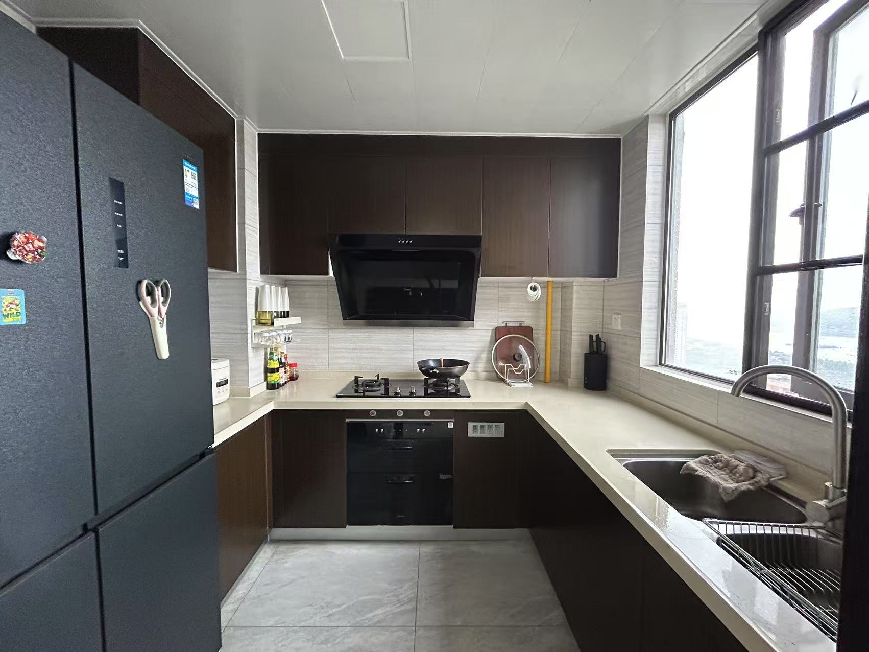 蓝溪谷 4室2厅2卫 92.8万 蓝溪谷 4室2厅2卫 92.8万室内图