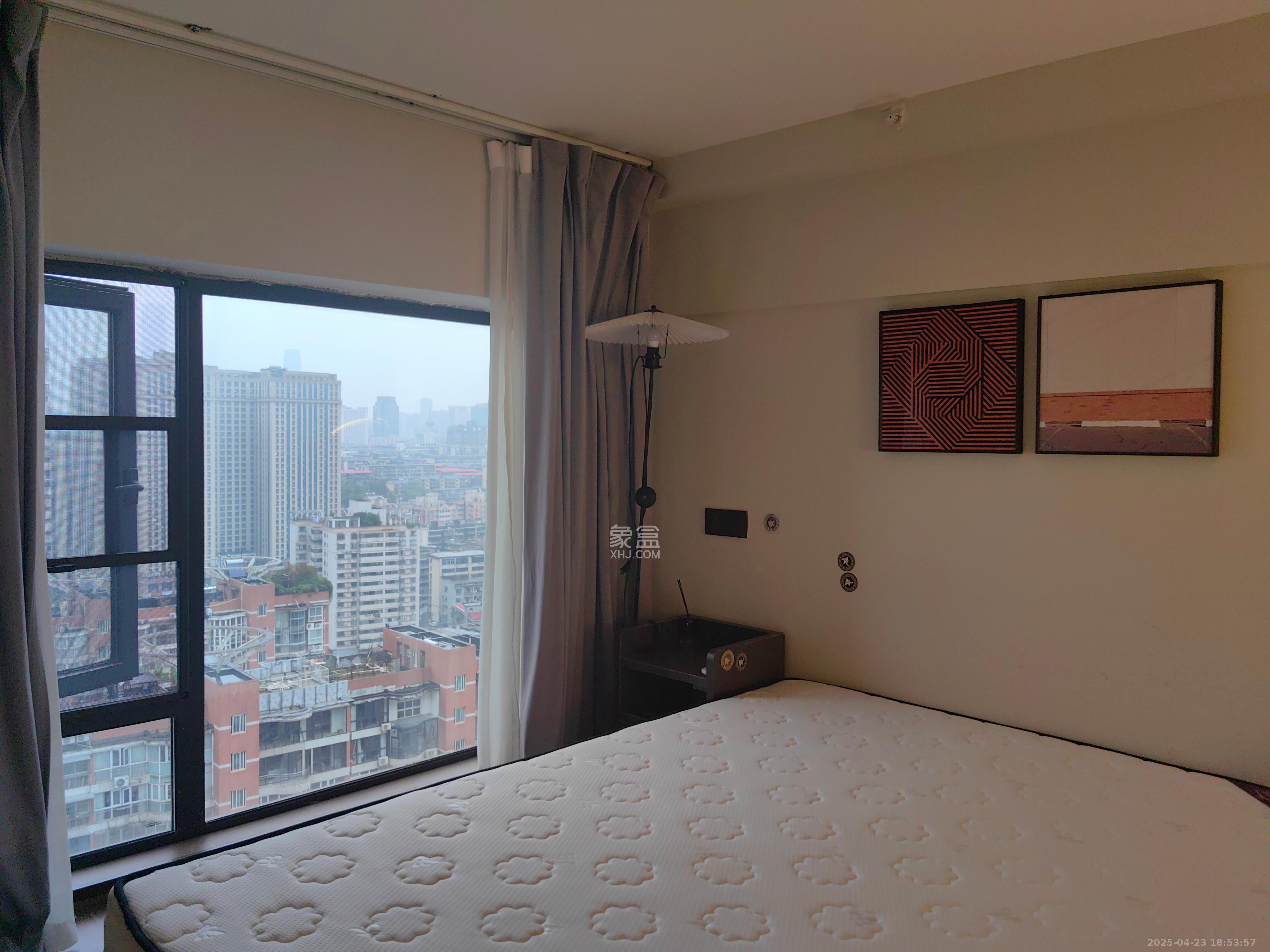 卓越江岸  2室1厅1卫    2000.0元/月 卓越江岸  2室1厅1卫    2000.0元/月室内图