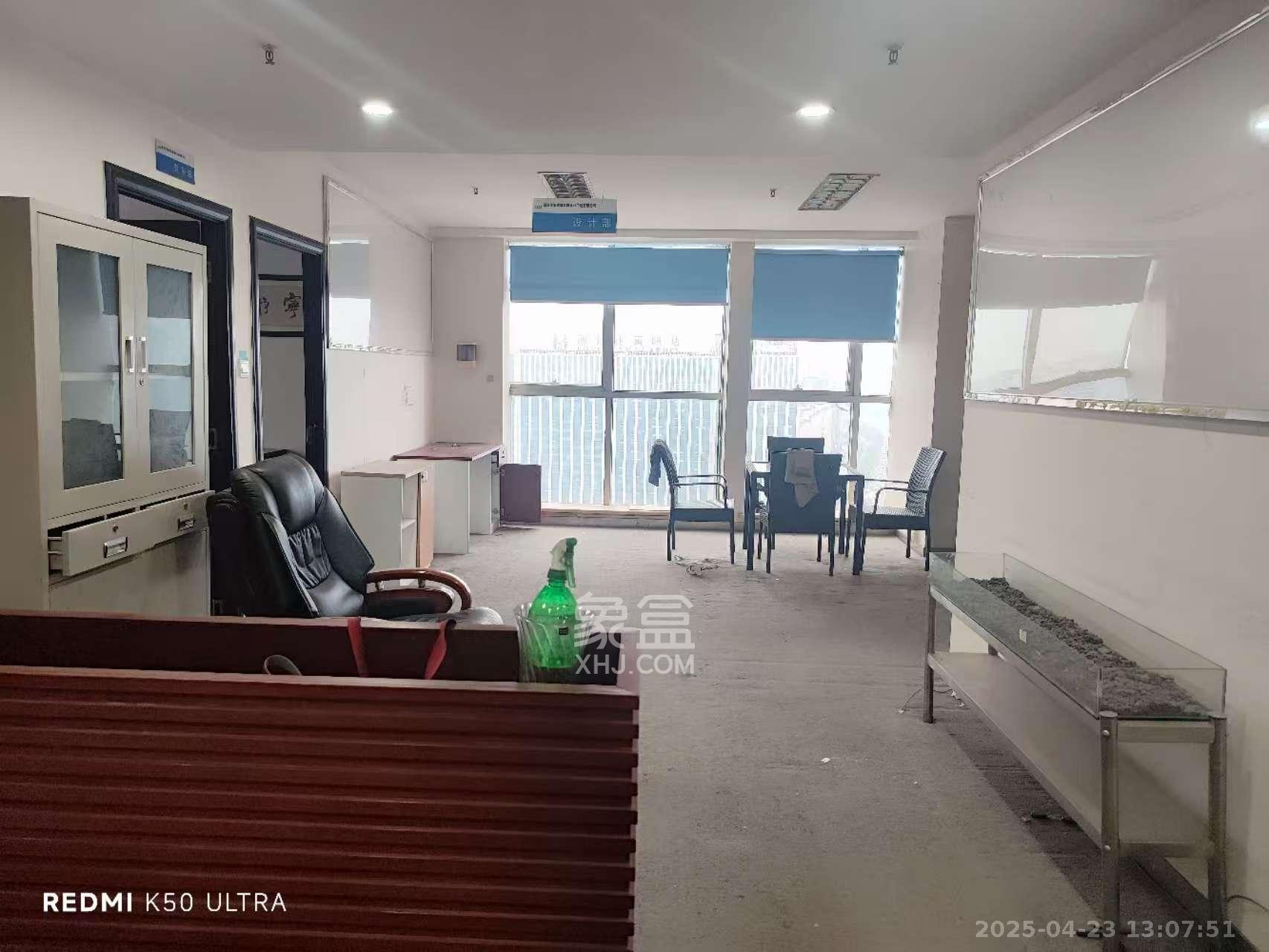 红星国际星城 6室2厅0卫 12700.0元/月 红星国际星城 6室2厅0卫 12700.0元/月室内图