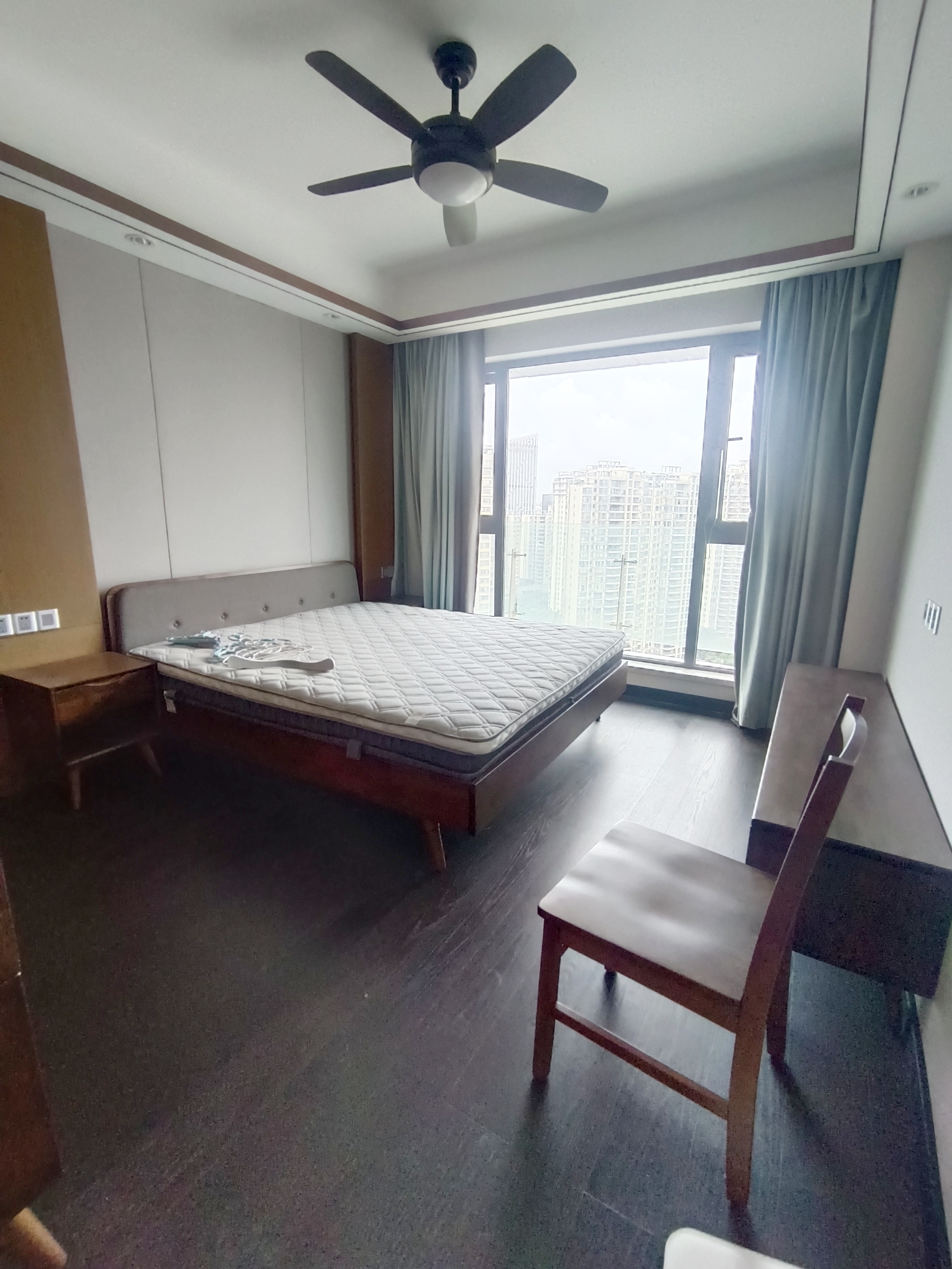 东方天澜汇  3室2厅2卫    420.0万 东方天澜汇  3室2厅2卫    420.0万室内图