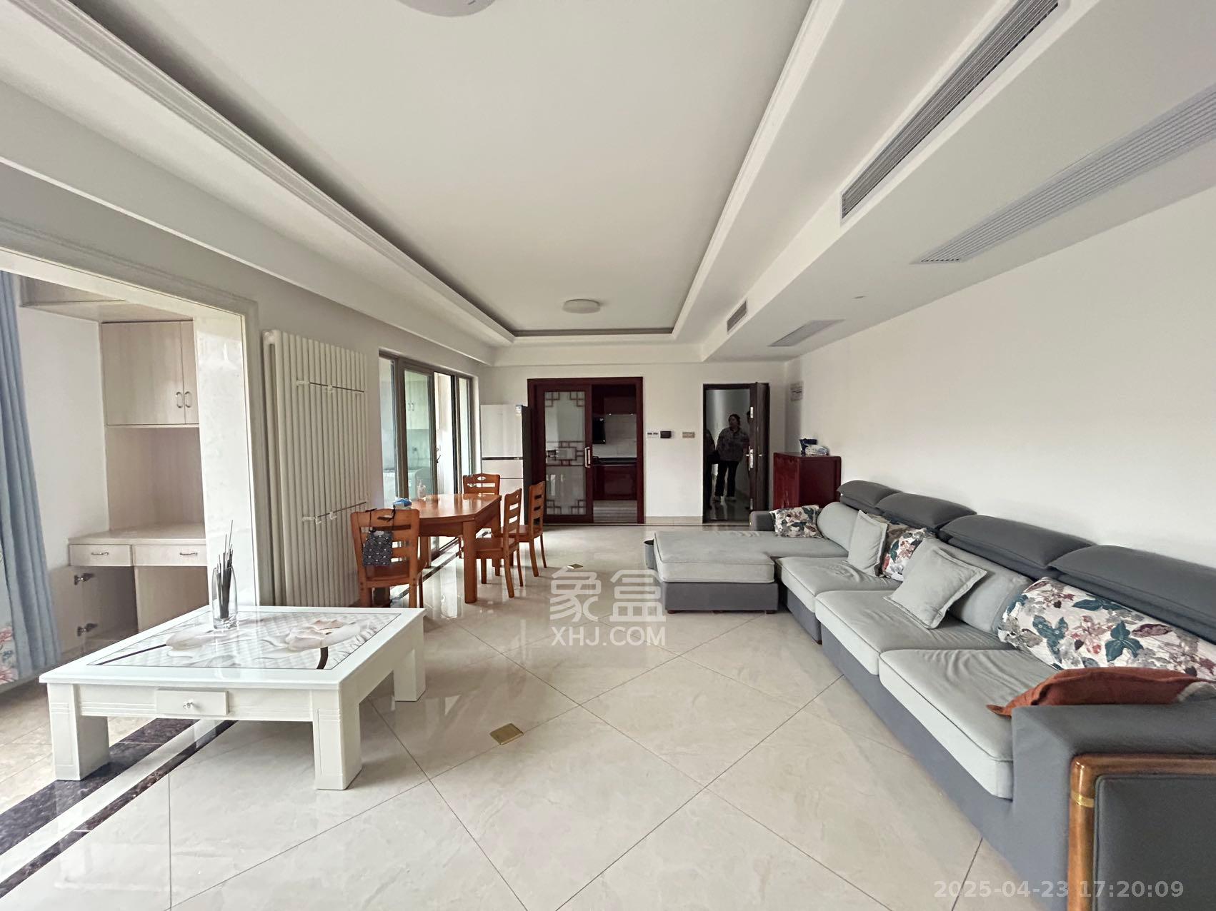 怡海星城 3室2厅2卫 2880.0元/月 怡海星城 3室2厅2卫 2880.0元/月室内图