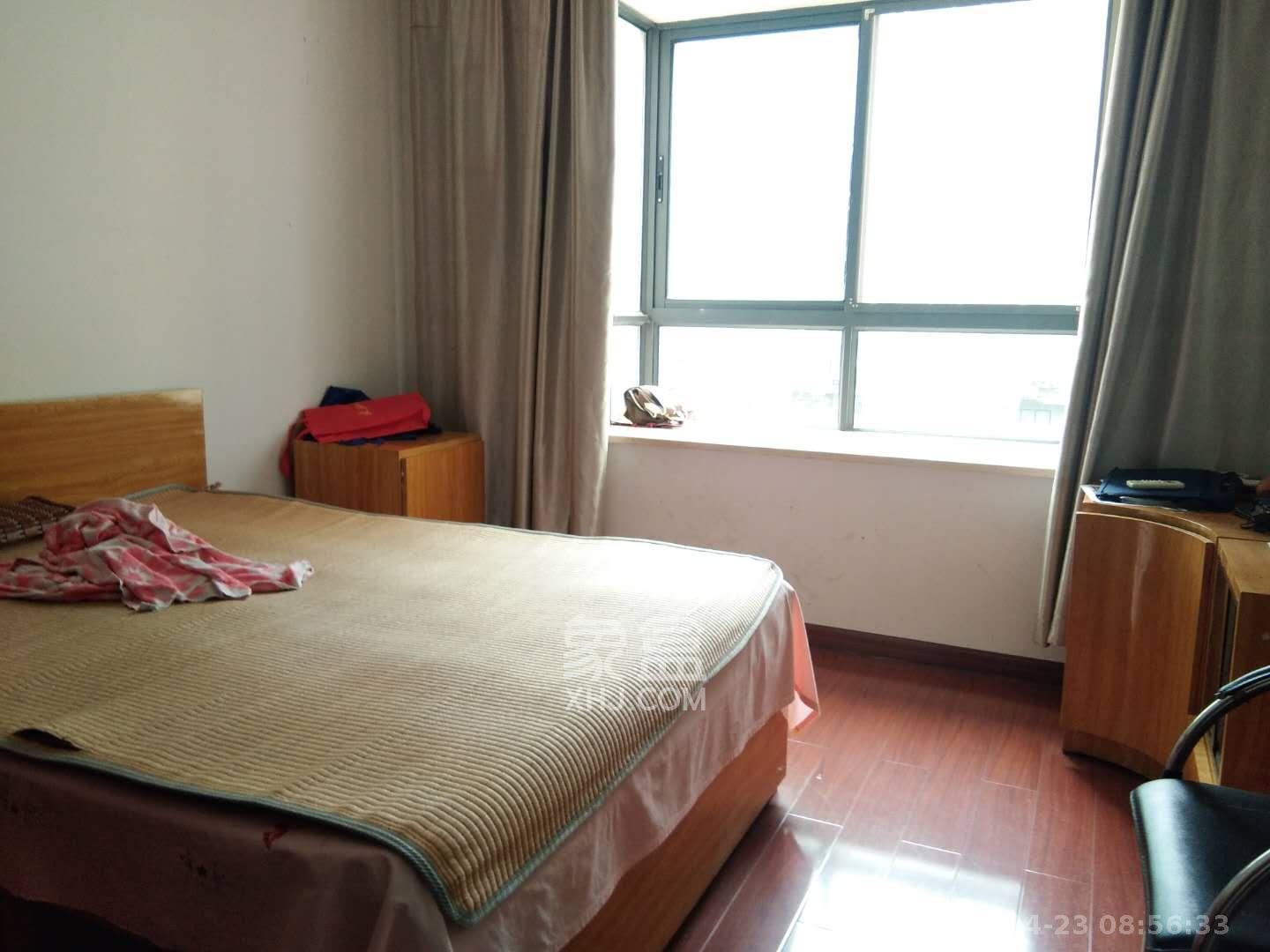 满庭芳小区 3室2厅1卫 2500.0元/月 满庭芳小区 3室2厅1卫 2500.0元/月室内图